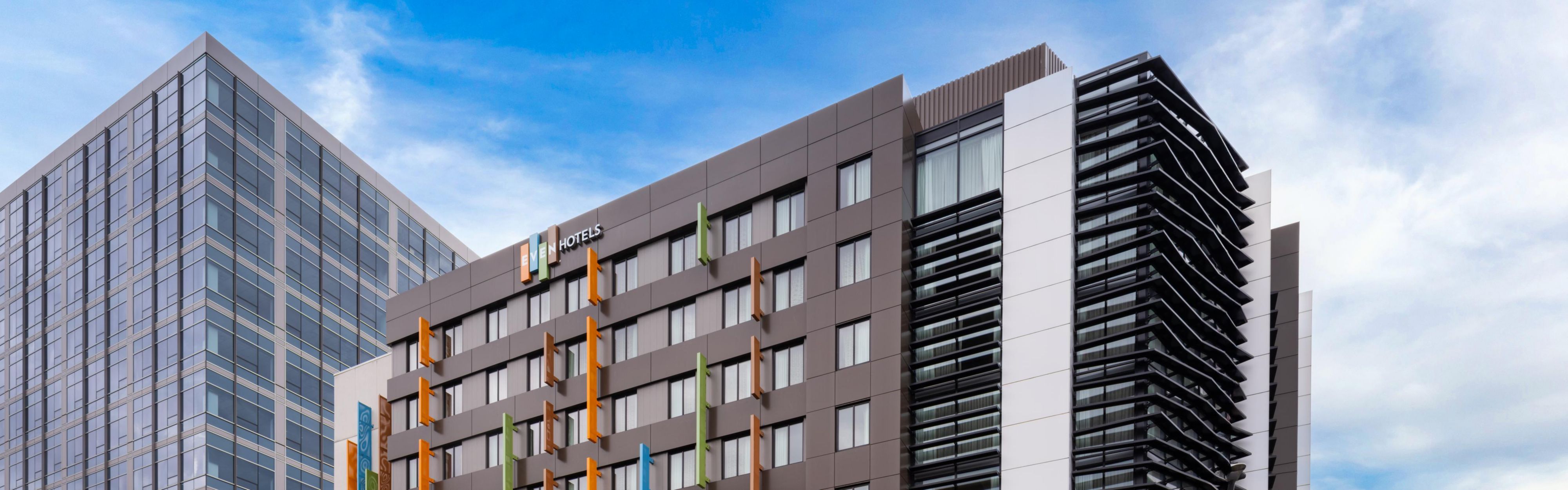 $hotelInfo.mediaDetails.welcomePhotos.primaryPhoto.caption}