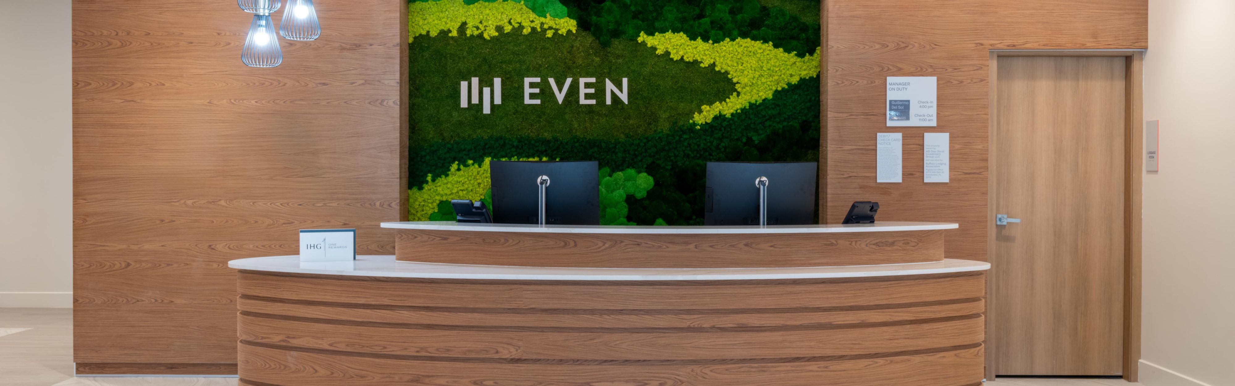 $hotelInfo.mediaDetails.welcomePhotos.primaryPhoto.caption}