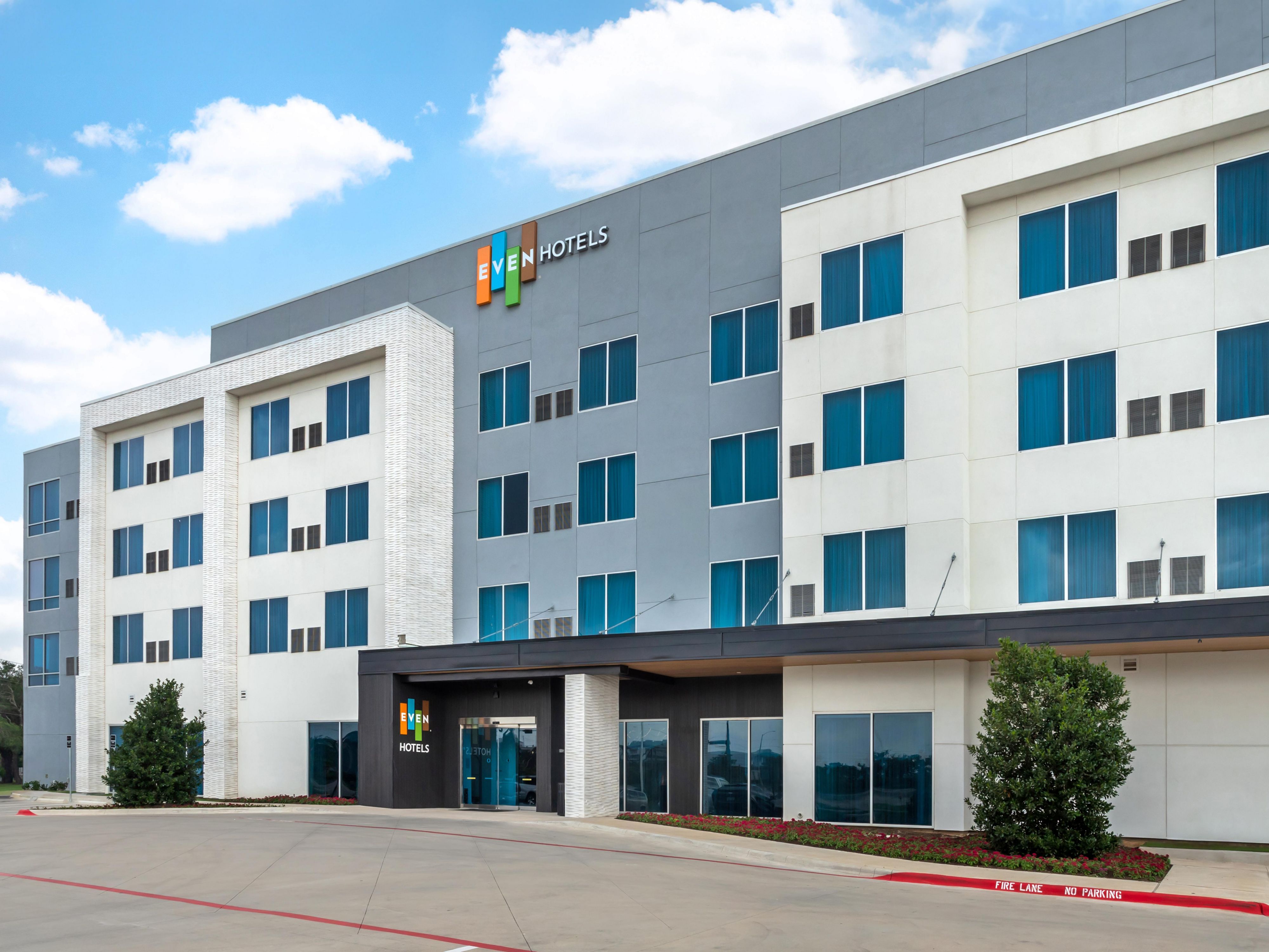 EVEN - Downtown Waco Hotel walking distance to Waco Convention Ctr