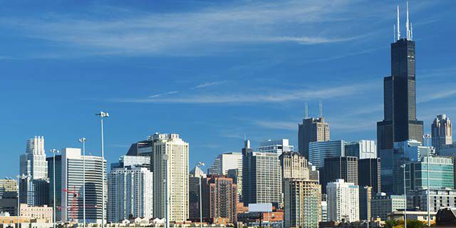 Compare Crowne Plazy hotels in the Windy City