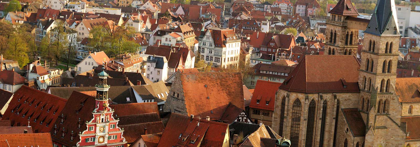 Pemandangan udara dari sekelompok bangunan di Stuttgart Jerman