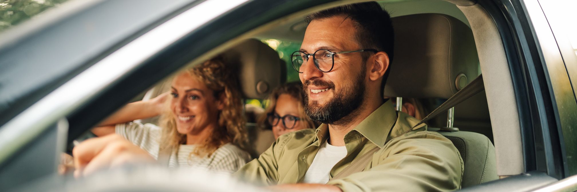 A family going on a road trip 