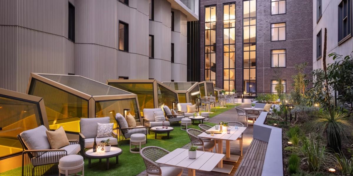 Modern outdoor garden lounge with stylish seating area