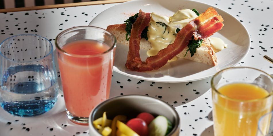 bacon and egg on toast with juice