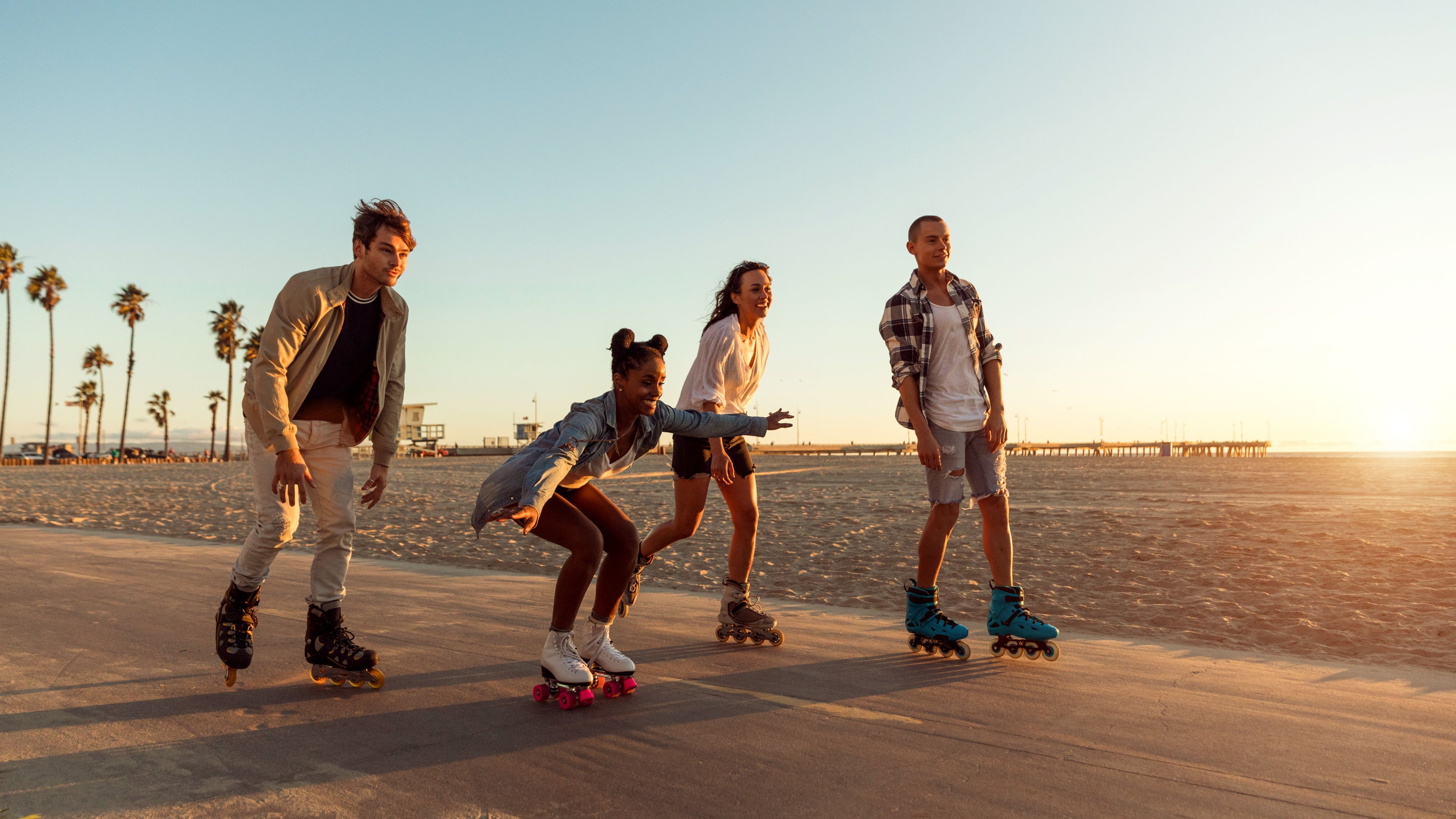 Friends skating in Los Angeles