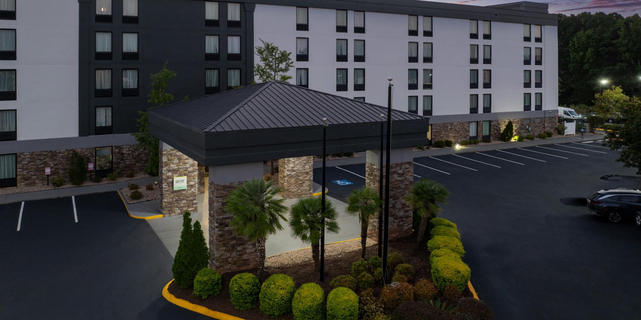 Hotel Garner Augusta Oeste