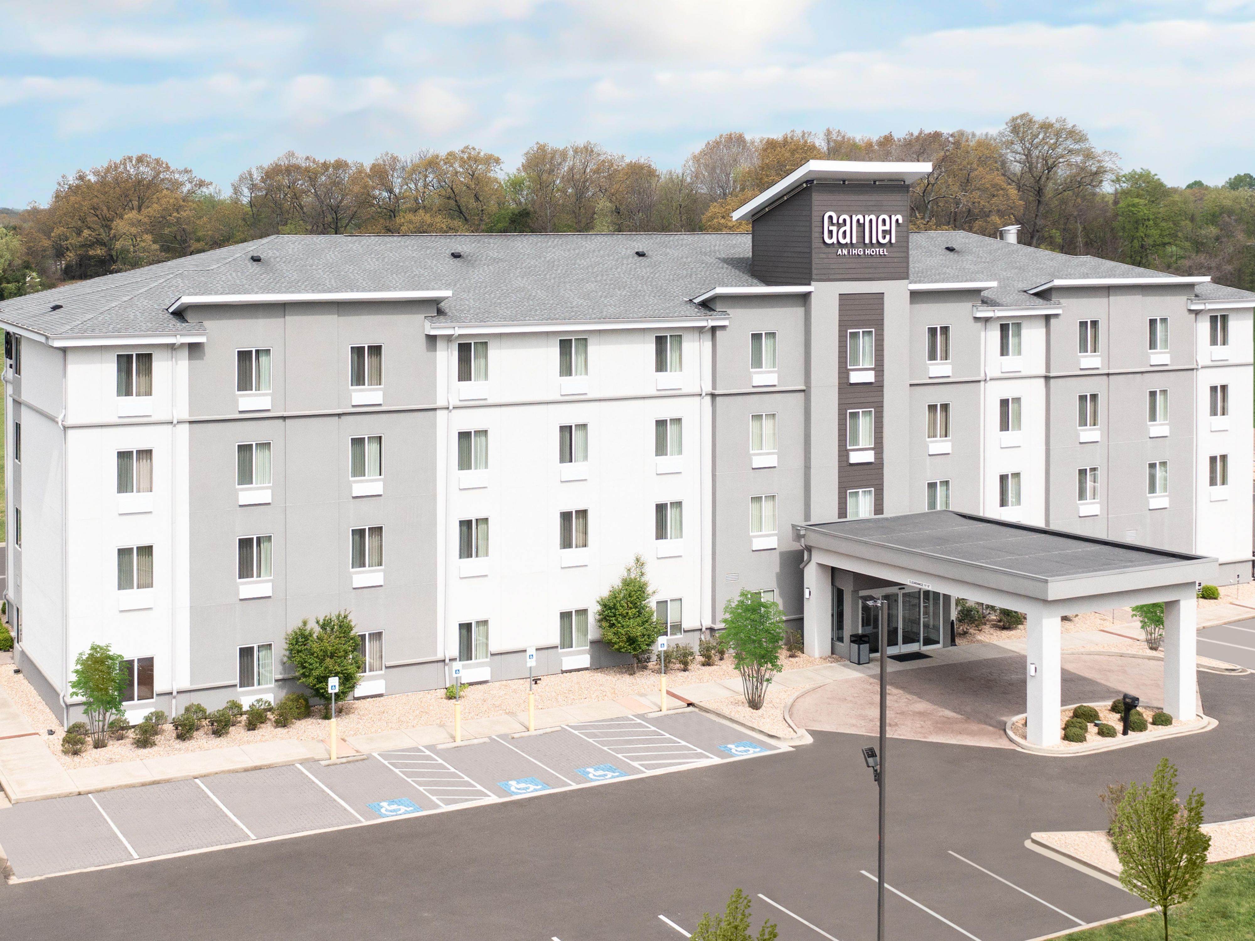 Hotel in Clarksville, TN | Garner Hotel Clarksville Northeast