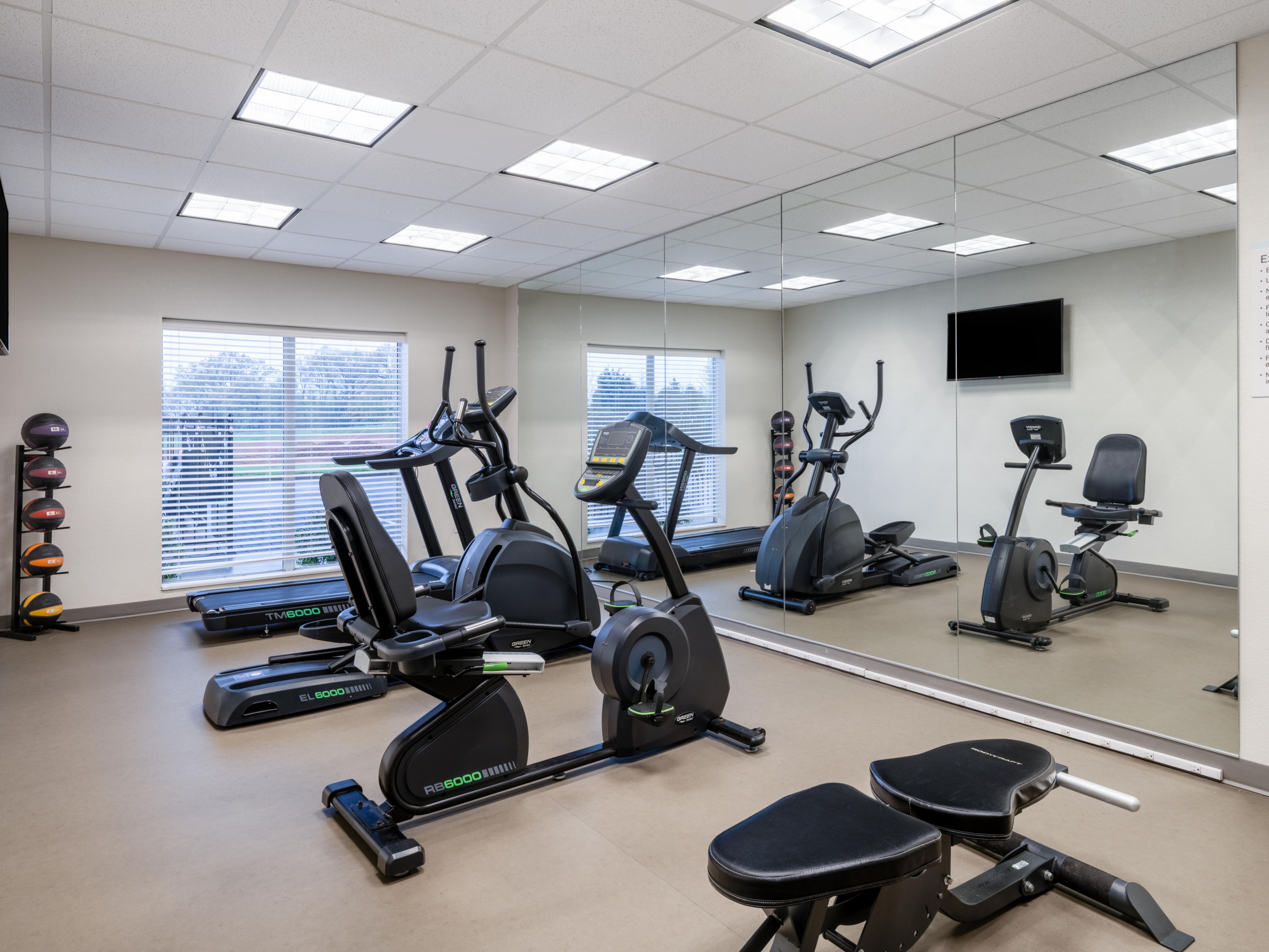 Our pet-friendly hotel in Clarksville, TN, offers all the things your journey needs. Jump-start your day with our free hot breakfast, stay energized with coffee available 24/7, and keep up your routine in our fitness center. We offer what matters most so you can have an easy-going stay.