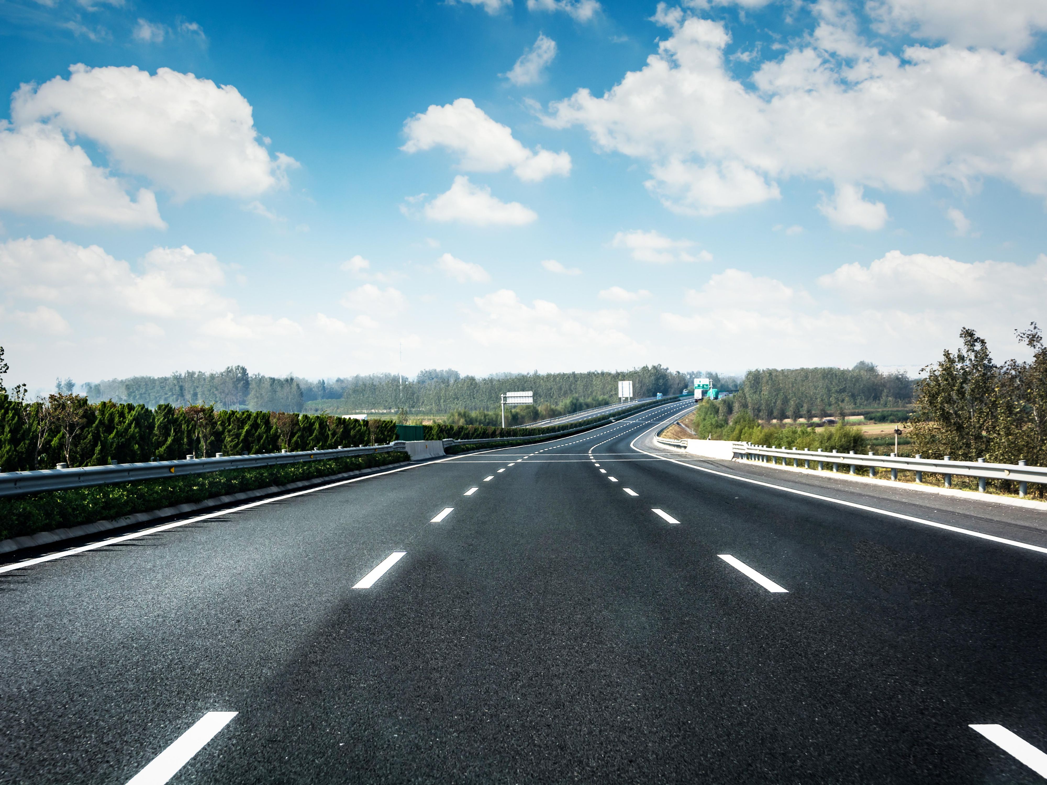 Travelling through Germany? Our hotel is ideally located just off the A15—perfect for a restful night on your journey. Whether you're heading to Poland, Berlin, or Dresden, enjoy on-site parking, late check-in as a member, and a hearty breakfast before you hit the road again.
