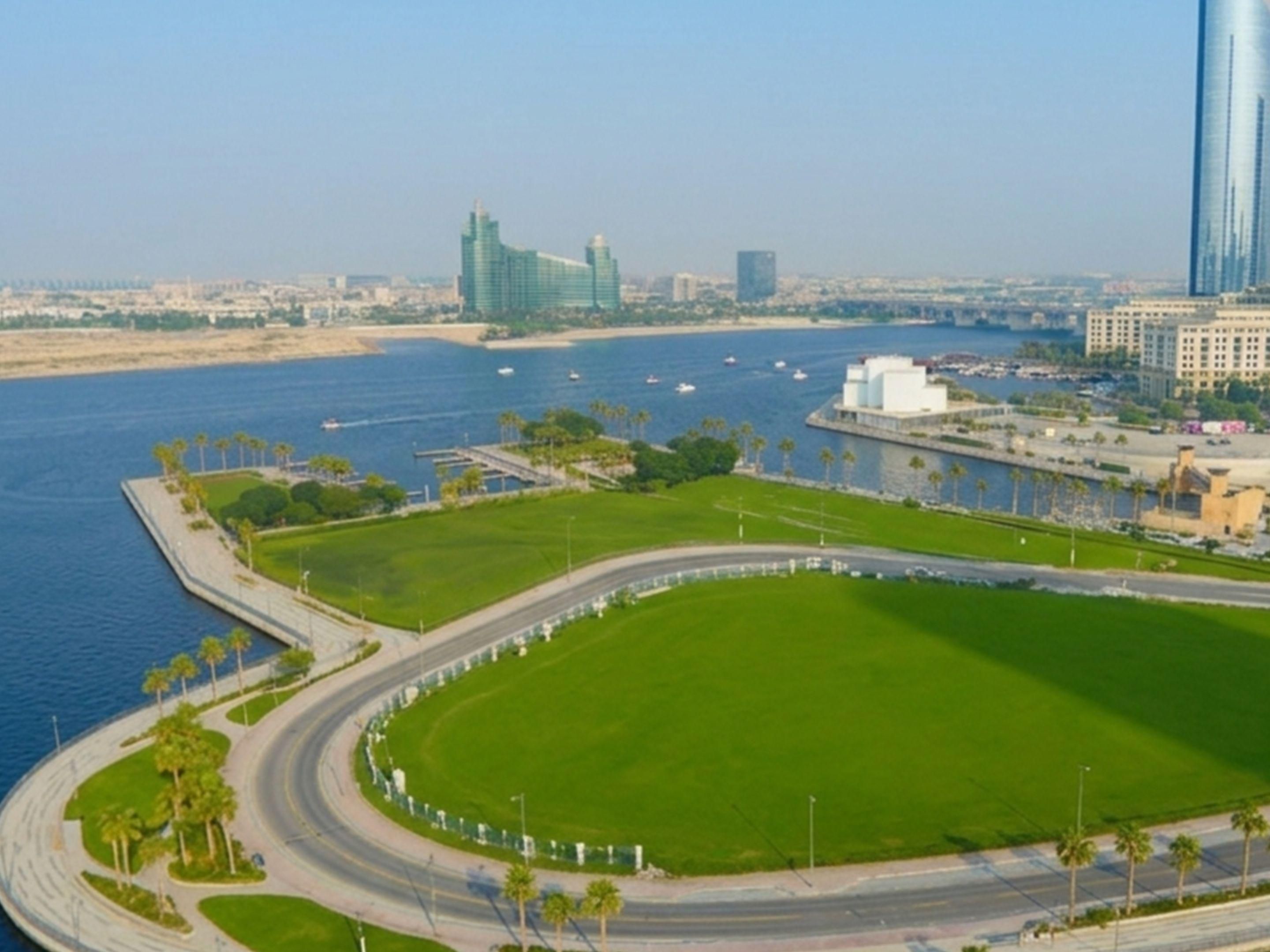Garner Al Jaddaf right by the water