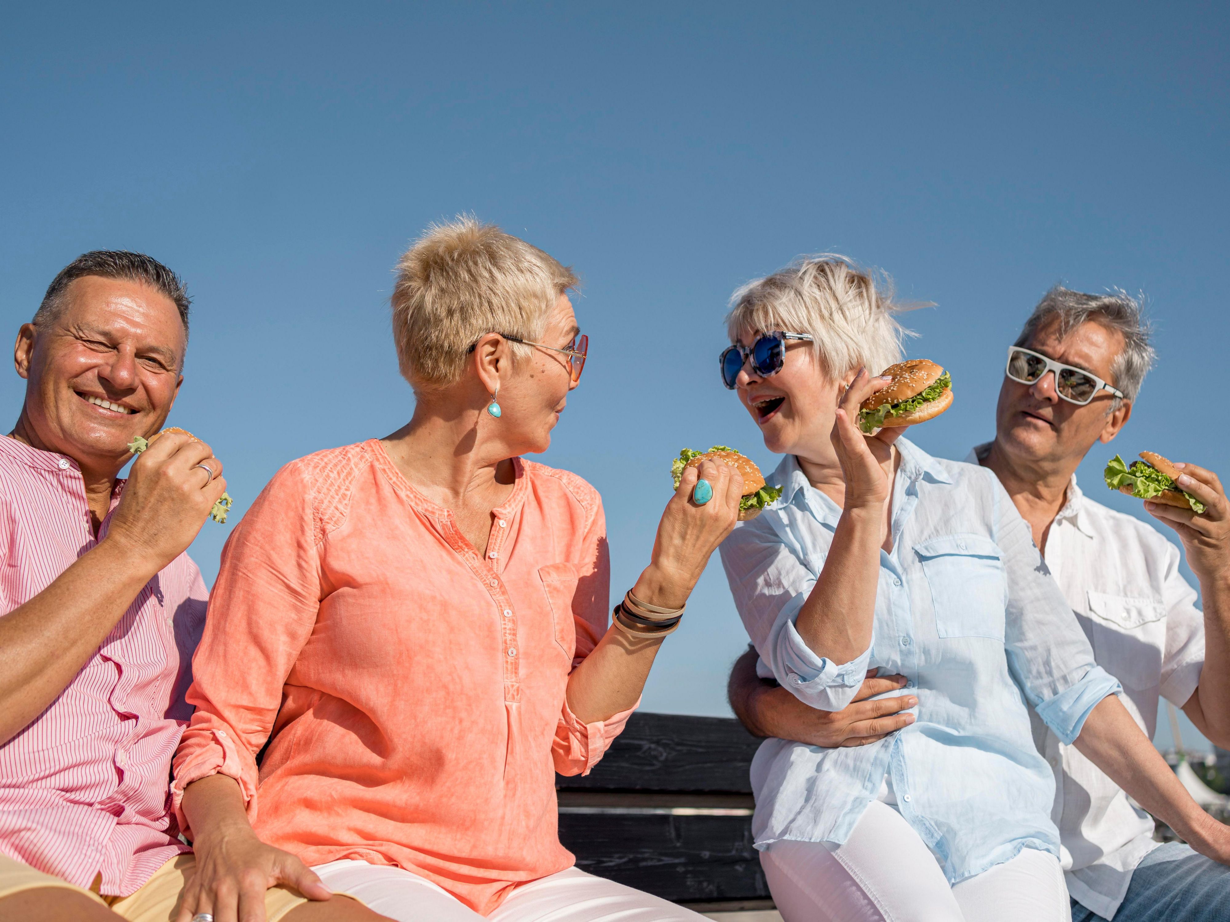 Book your summer stay now and save up to 20% in June! Rooms for up to 4 guests, a Greek restaurant on-site, and great day trips across Schleswig-Holstein. Hamburg is also just a short drive away – perfect for city lovers and nature explorers alike.