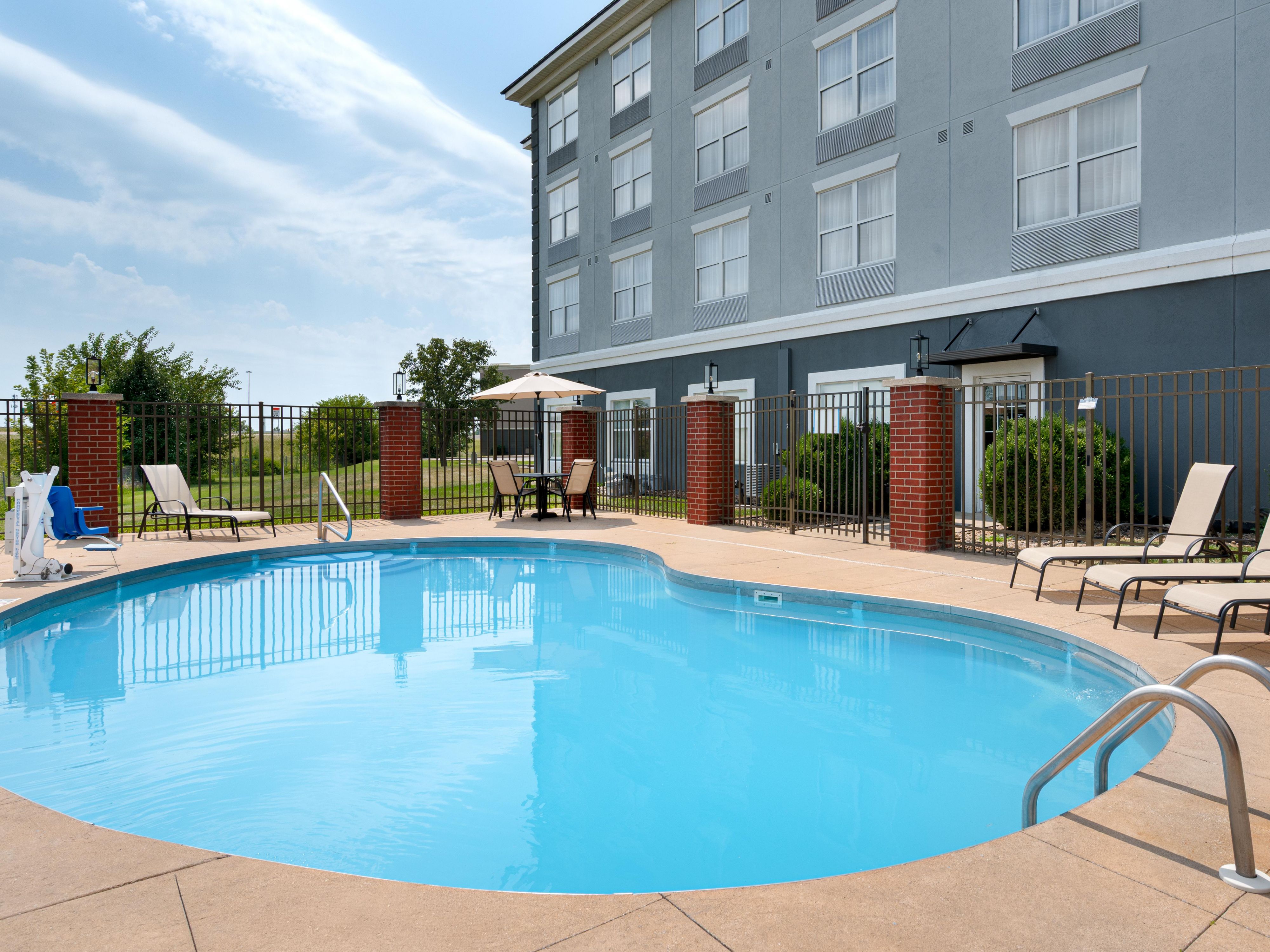 Outdoor swimming pool