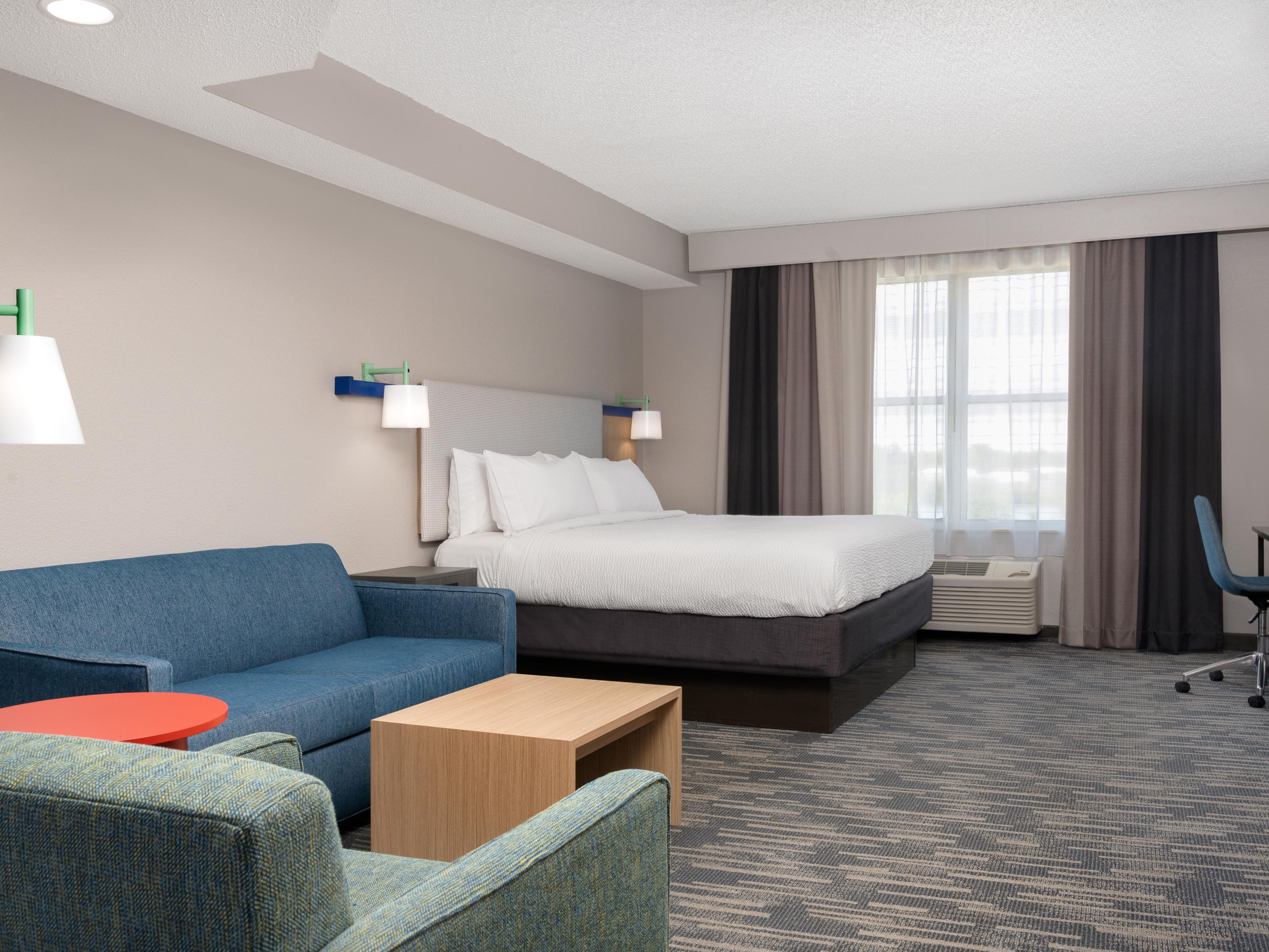 Guest room with king bed
