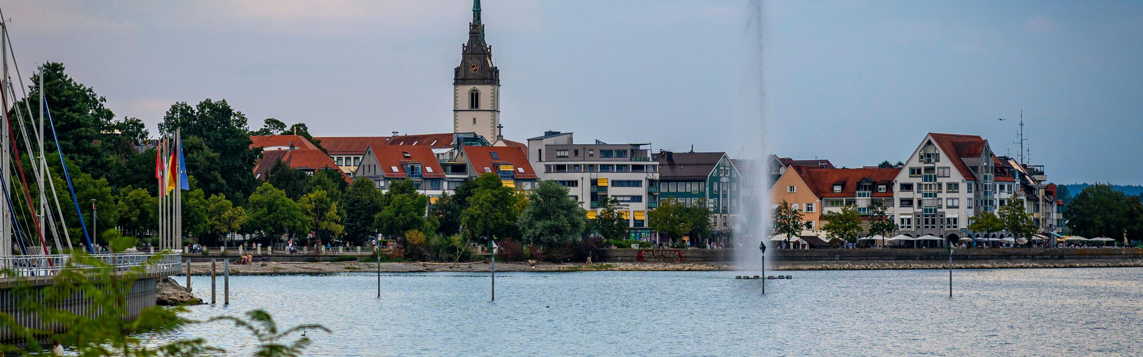 فريدريشهافن على ضفاف بحيرة كونستانس