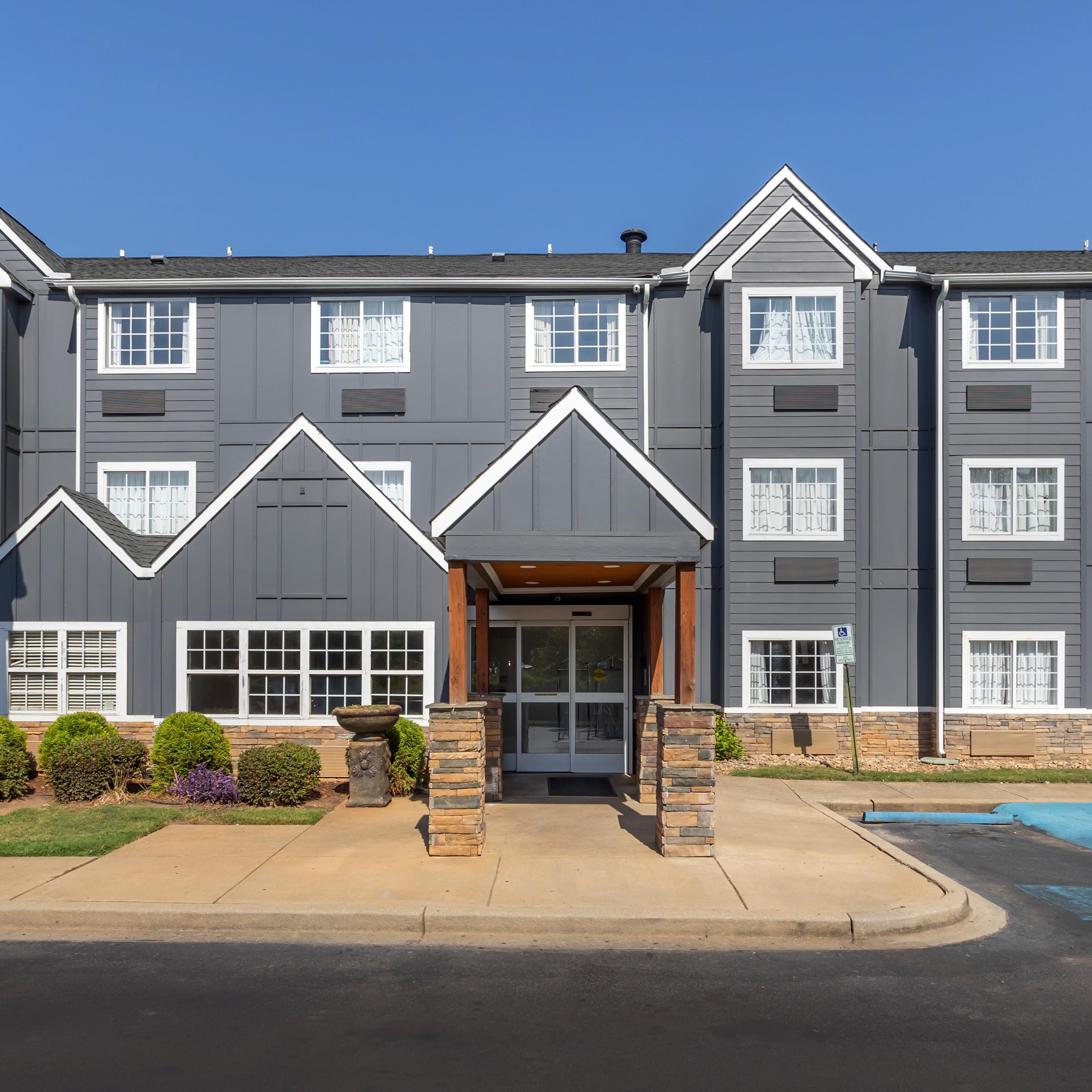 Bem-vindo ao Greenville Pelham Inn.