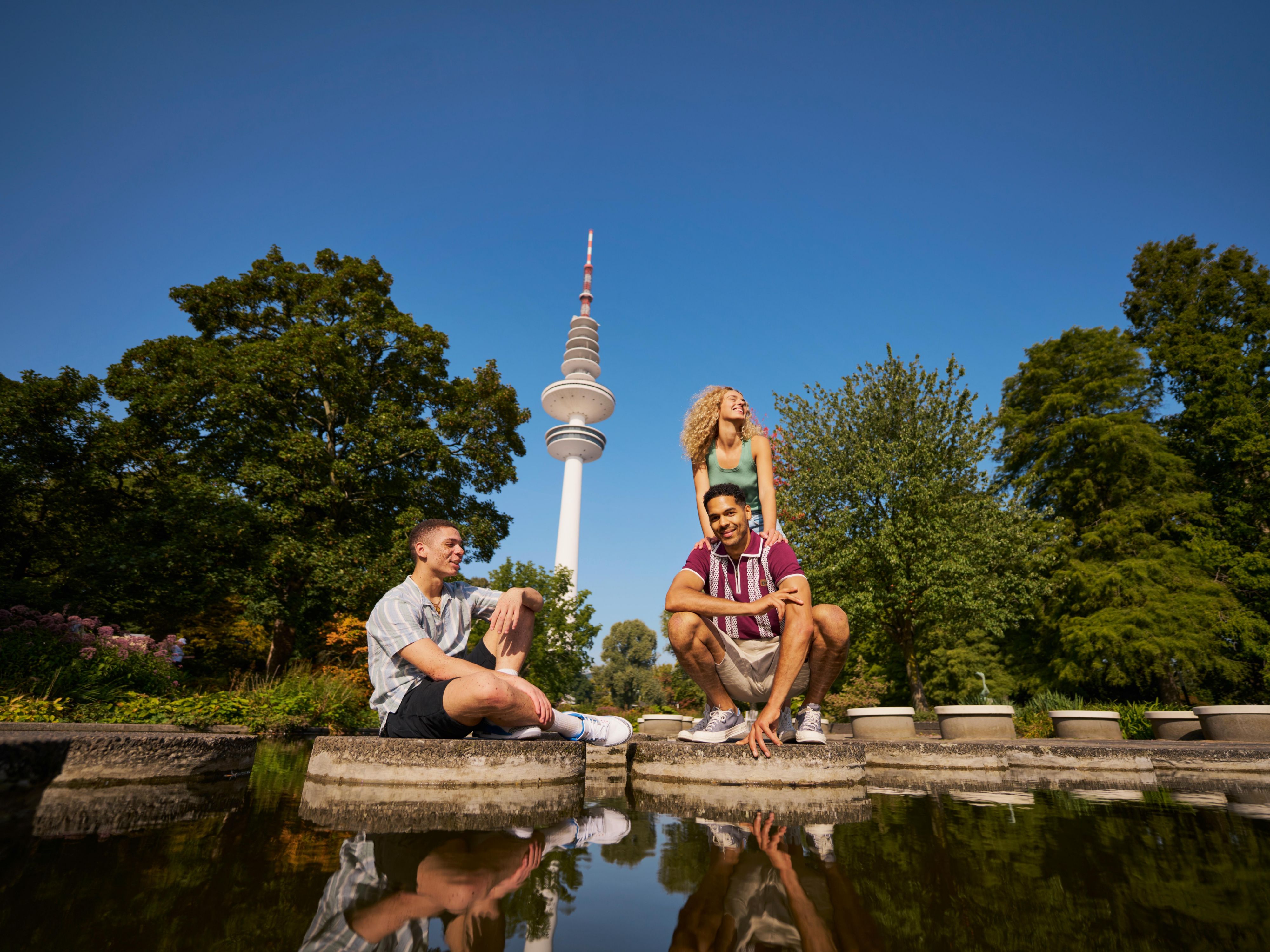 Enjoy Hamburg’s summer highlights like the Cultural Summer with open-air concerts or the magical water light shows in Planten un Blomen. Then return to our off-site but practical hotel location – perfect for couples, friends or solo travellers looking to relax and discover Hamburg at the same time.  Image © Hamburg-Mediaserver - Christian Brandes
