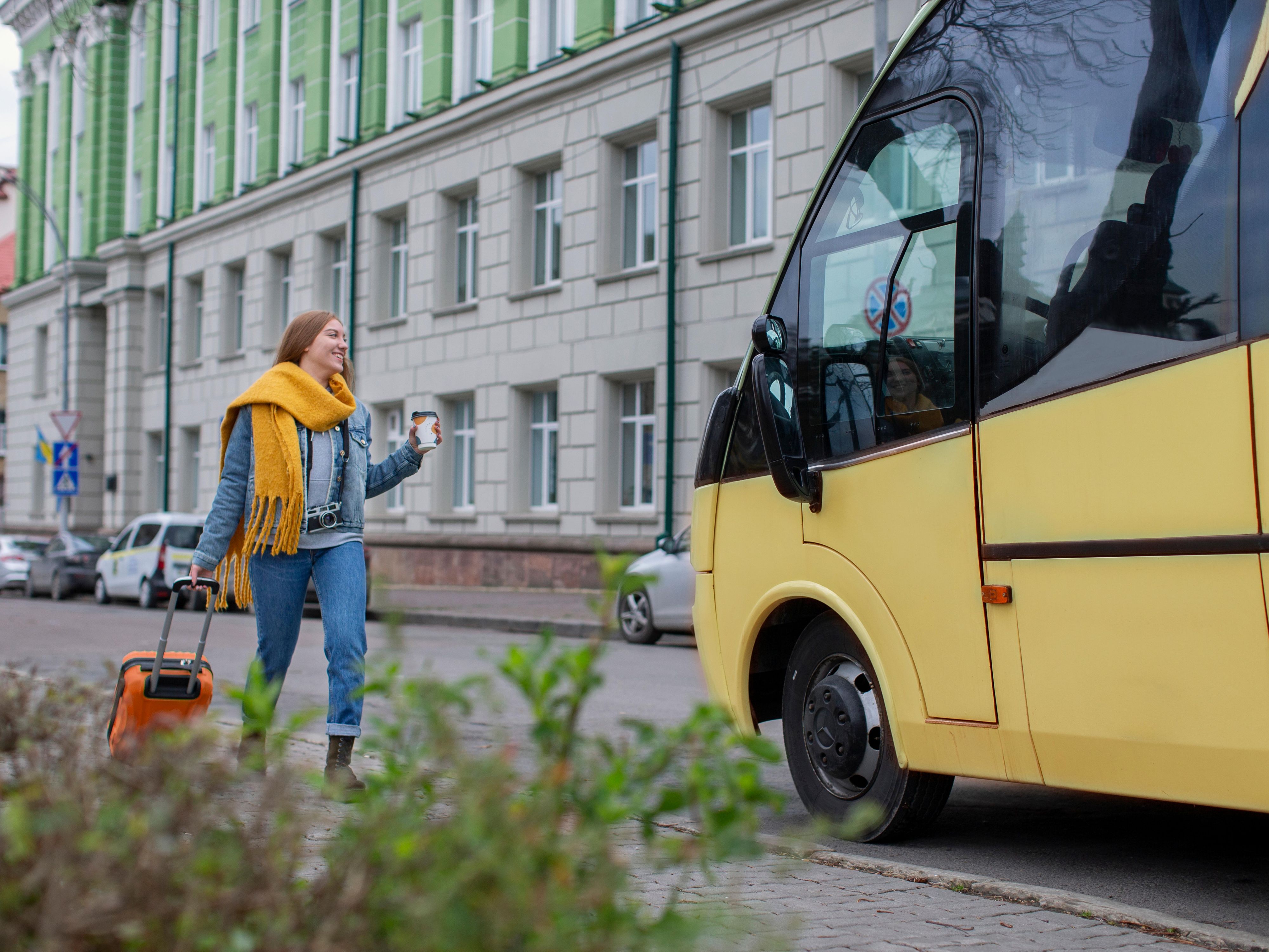 Just a 2-3 minute walk from the hotel, you can catch a bus that takes you straight to Kiel’s city center in just 20 minutes. From there, it's a short distance to the Swedish or Baltic Sea quay or to explore the city's sights.