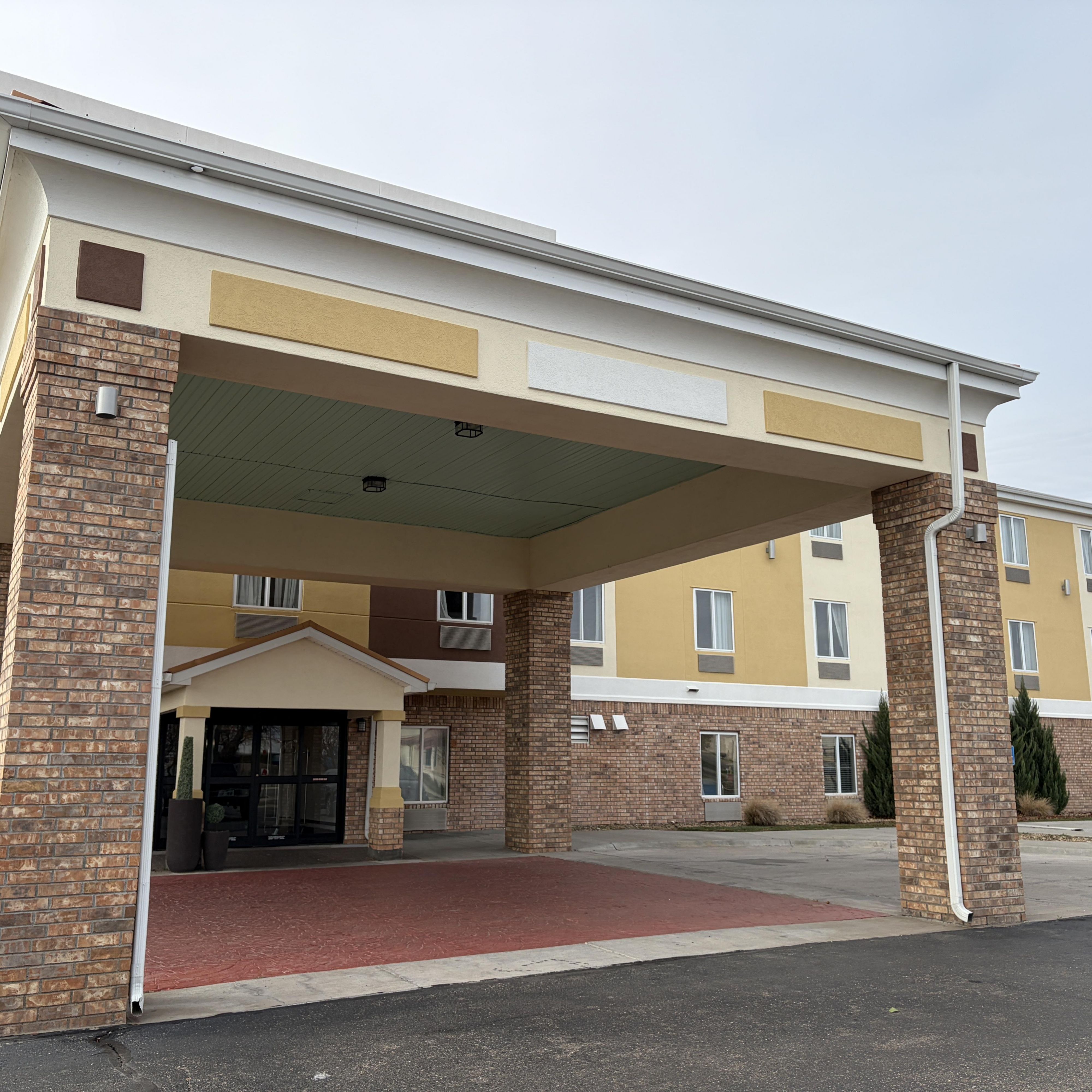 Welcome to Hotel Liberal.