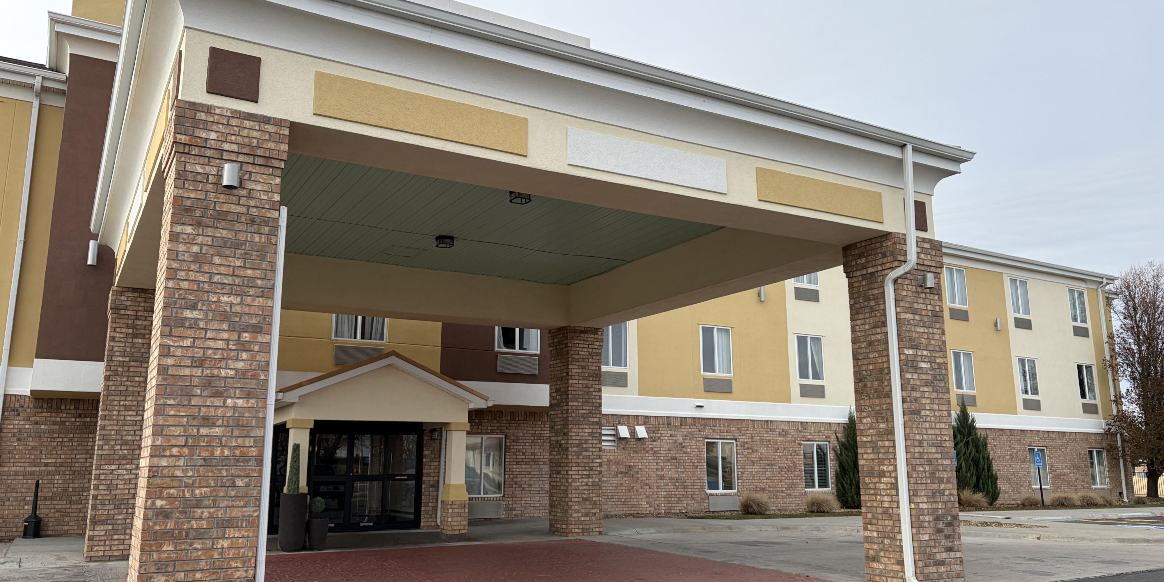 Garner Hotel Liberal North