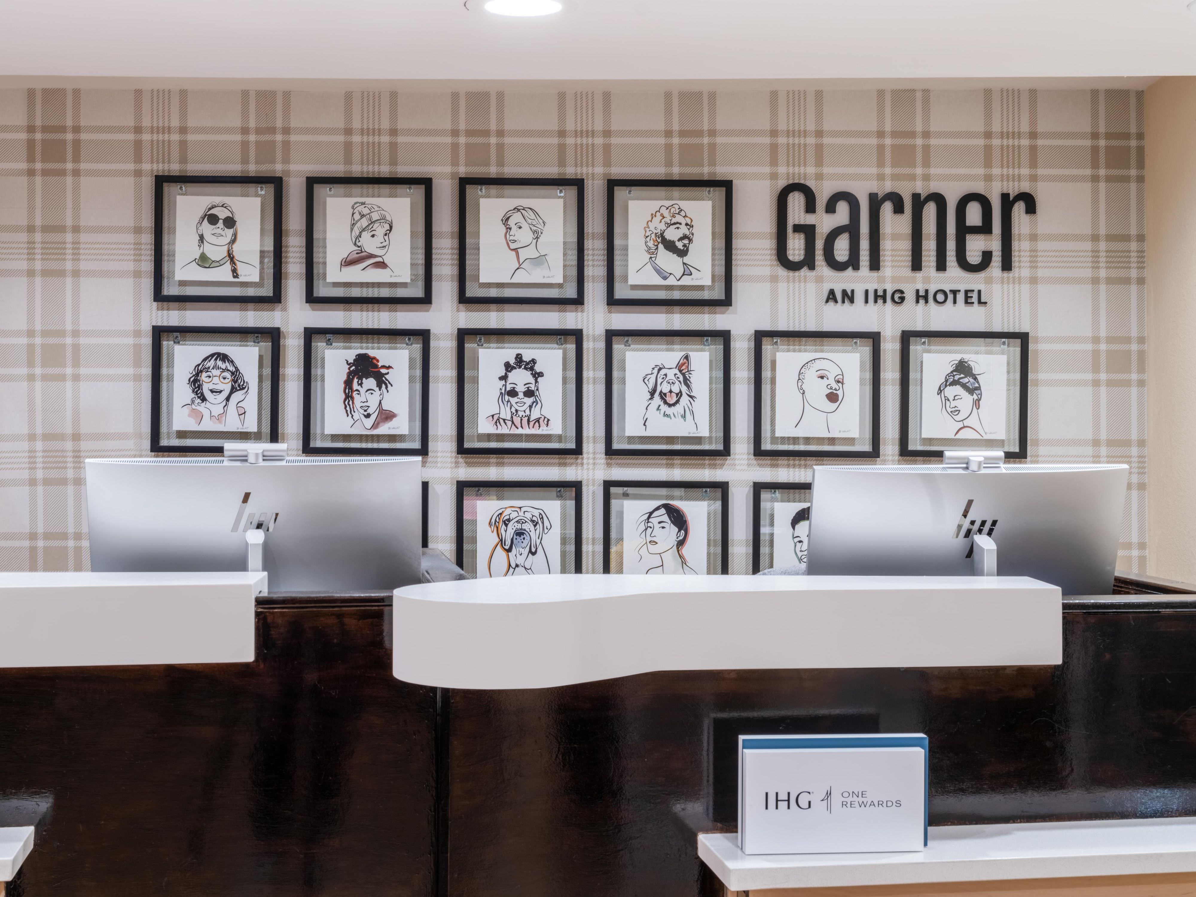 Host events with up to 60 guests in our versatile 1,100-square-foot meeting room. Whether you're planning a birthday celebration, bridal or baby shower, family gathering, or a small business meeting, this space has everything you need.