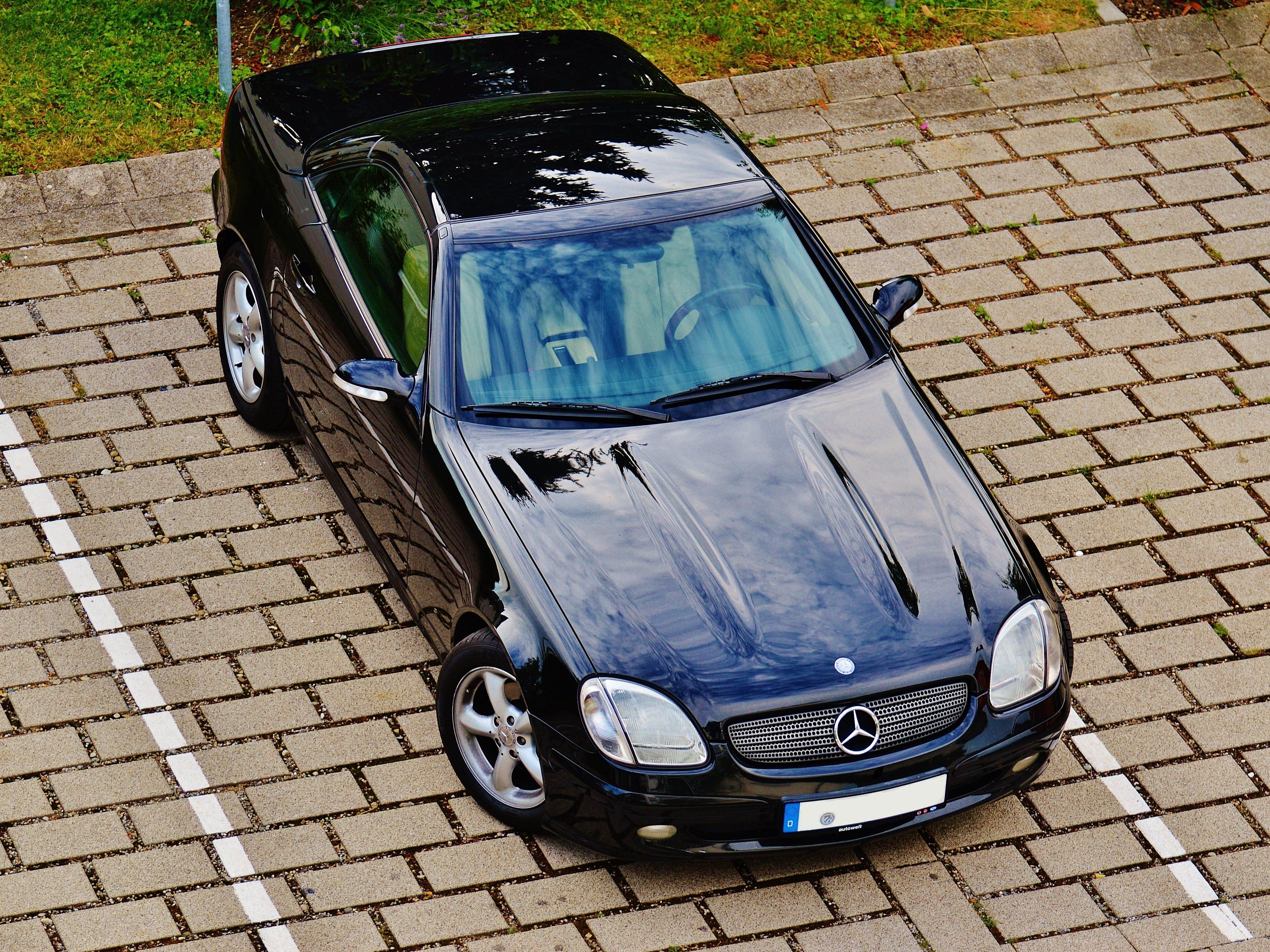 Make your stay hassle-free with our spacious parking area, offering 210 spots, including space for touring cars. Whether you're driving a car or arriving on an e-bike, we’ve got you covered with a free E-charging station exclusively for e-bikes. Enjoy easy access and secure parking while you explore Maastricht at your own pace.