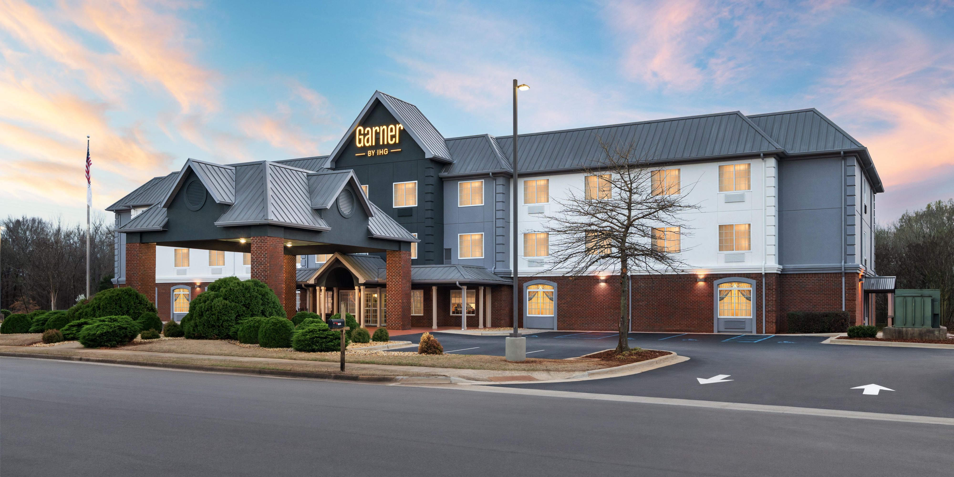 Garner Hotel Madison - Huntsville Airport
