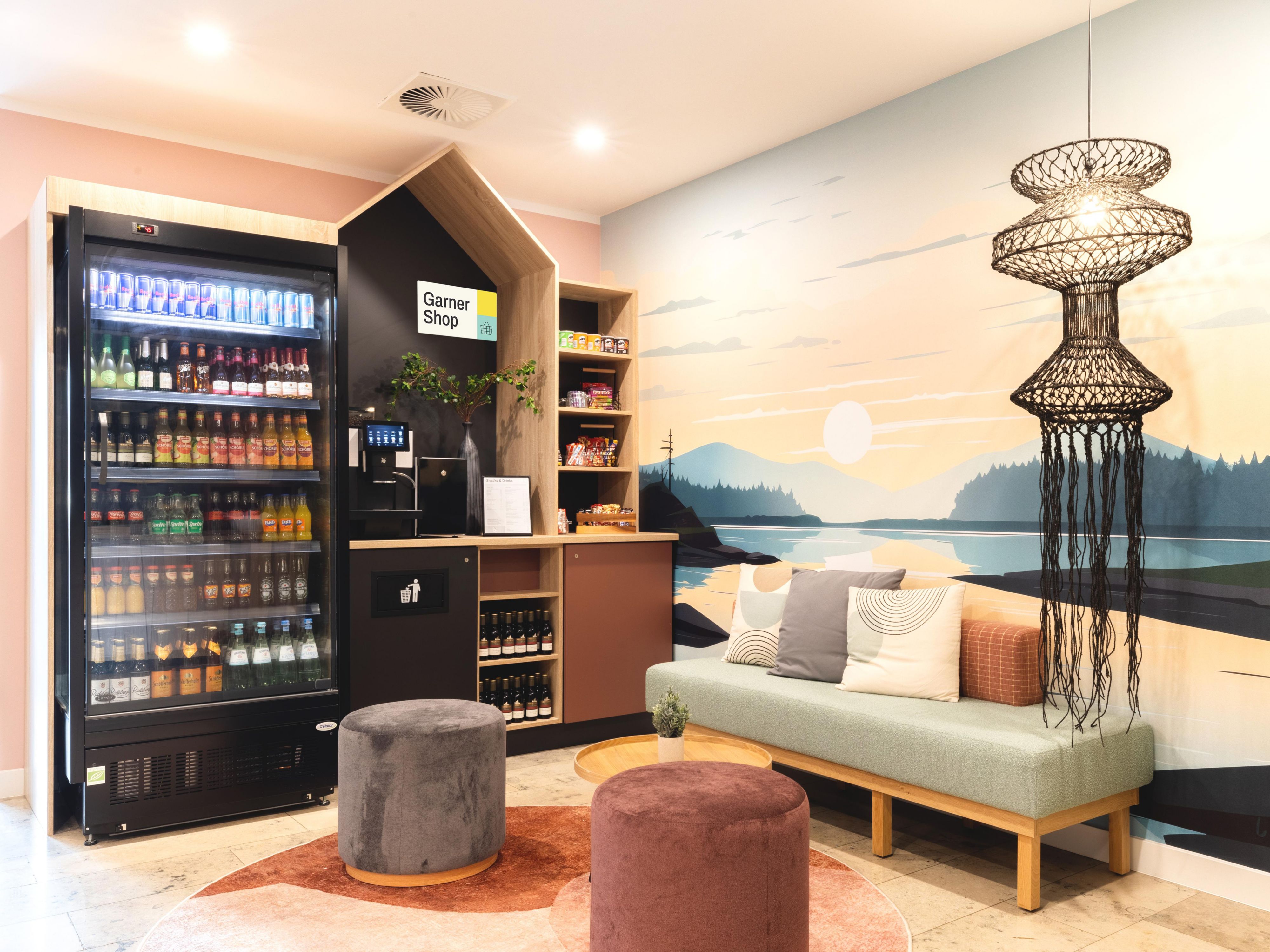 Our Garner Shop is open 24/7! Whether you're craving a cold beer, a glass of wine, soft drinks, salty or sweet snacks, or a cup of coffee or tea – we’ve got you covered. Perfect for a relaxed evening or a quick bite anytime. Simply grab what you want and pay at the reception!