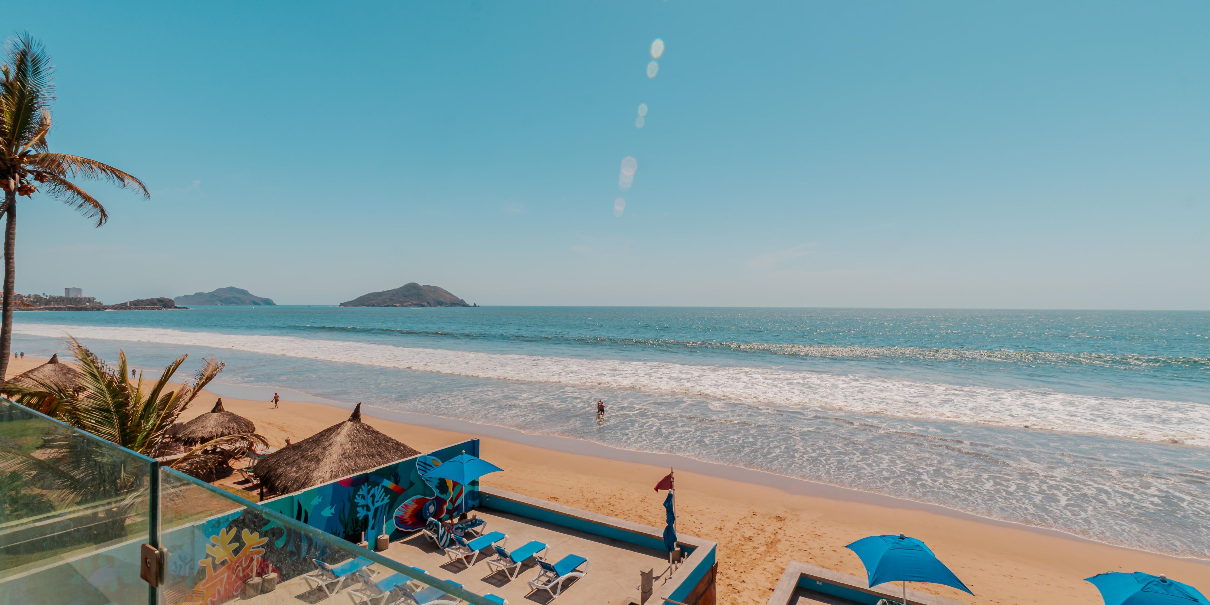 โรงแรมการ์เนอร์ หาดมาซาตลัน