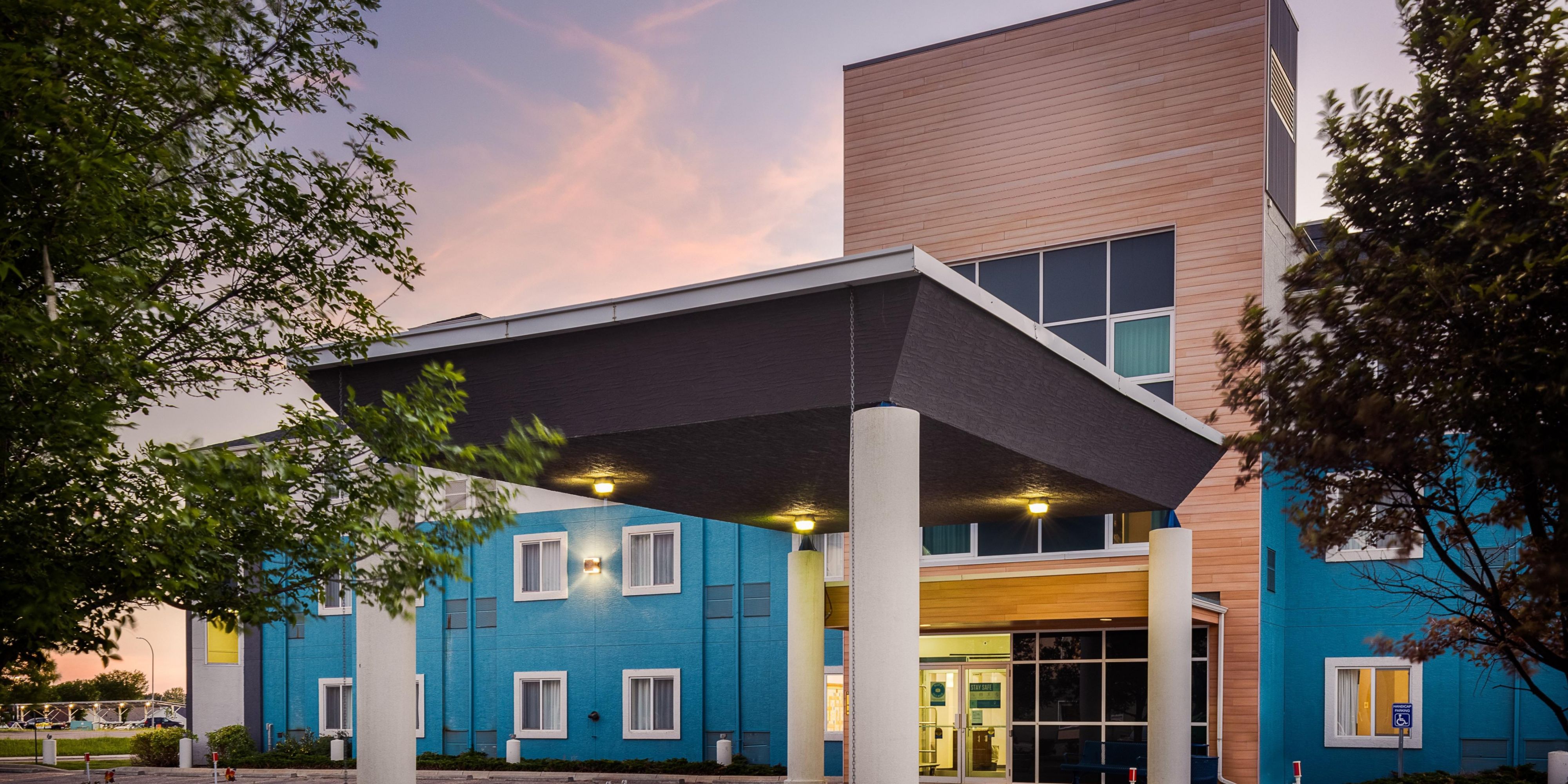 $hotelInfo.mediaDetails.welcomePhotos.primaryPhoto.caption}