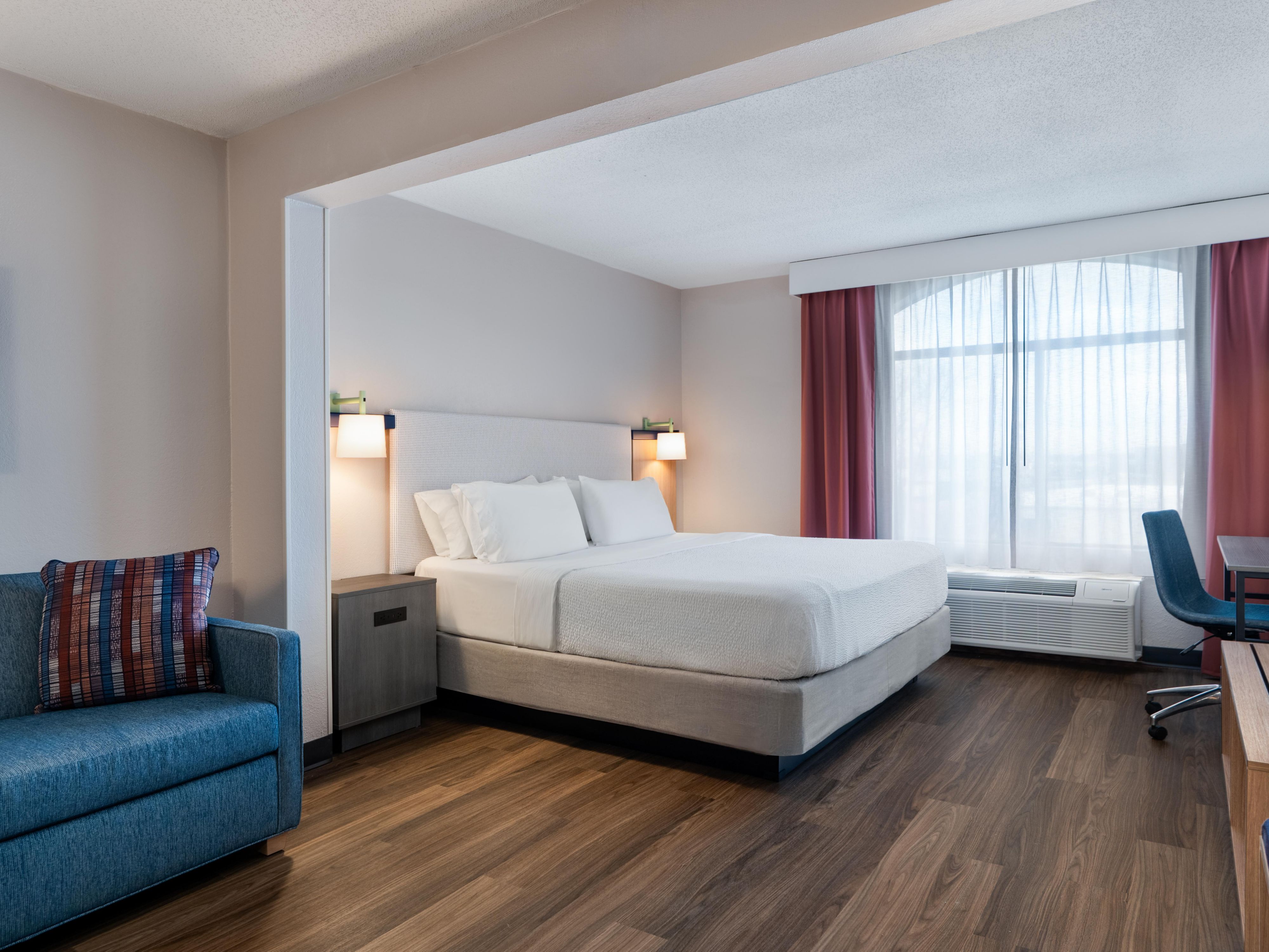 Guest room with king bed