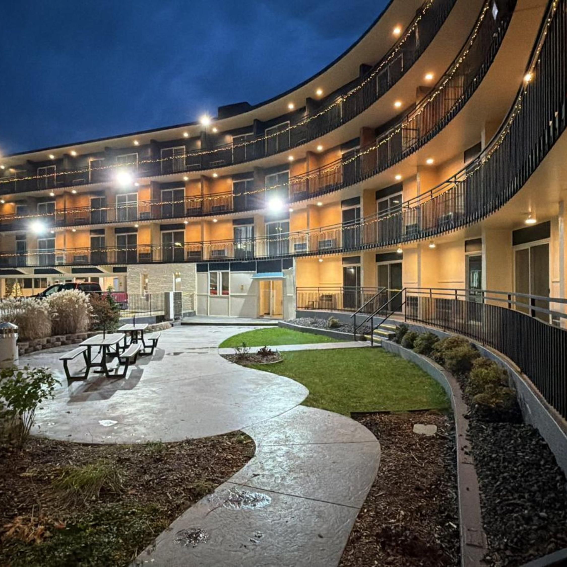 Our hotel has everything you need for a great stay. 