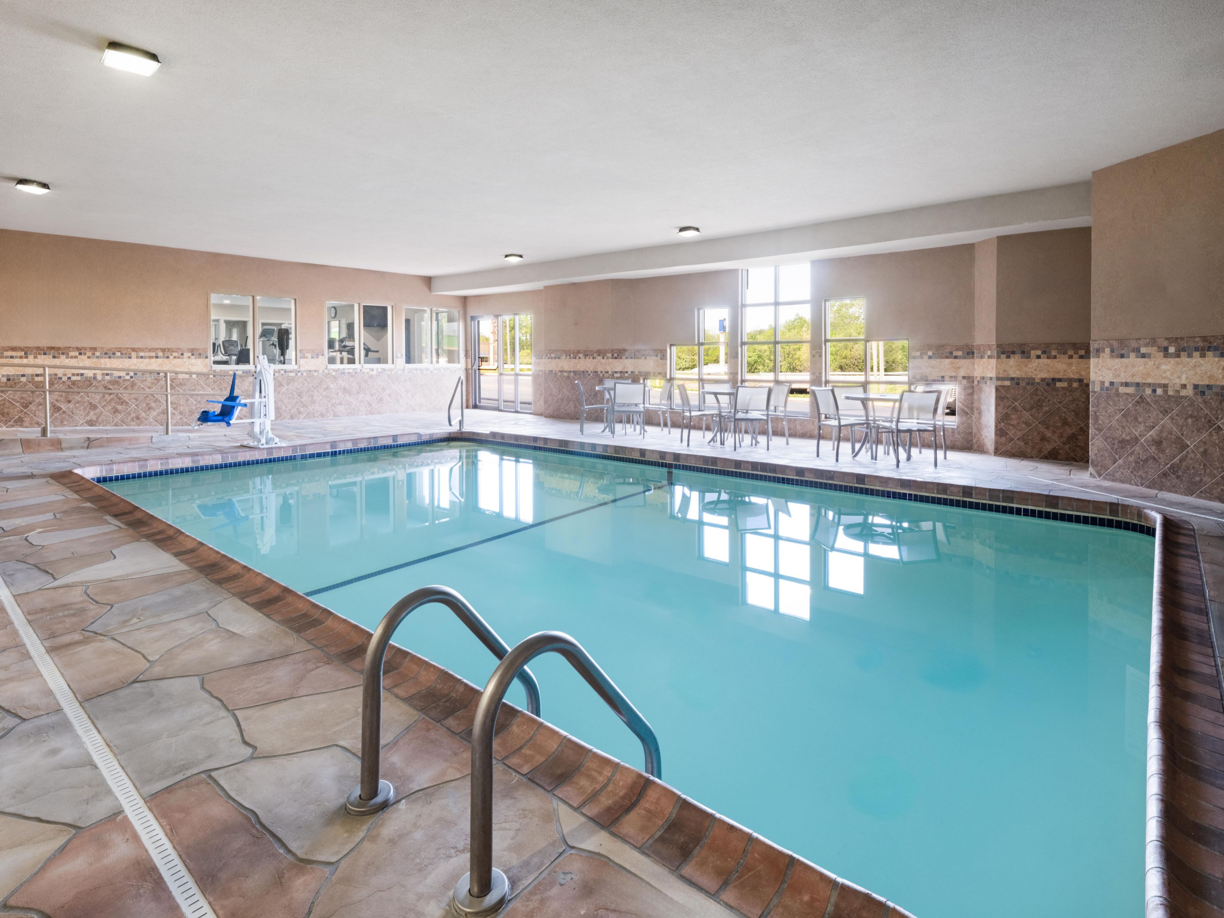 Float away the stress of your day in our heated indoor pool and whirlpool. Or join the kids for a splash sesh. Or sit poolside with a favorite book. While you’re here with us, consider our Kansas oasis yours from 9:00 AM to 10:00 PM every day. Swim on!