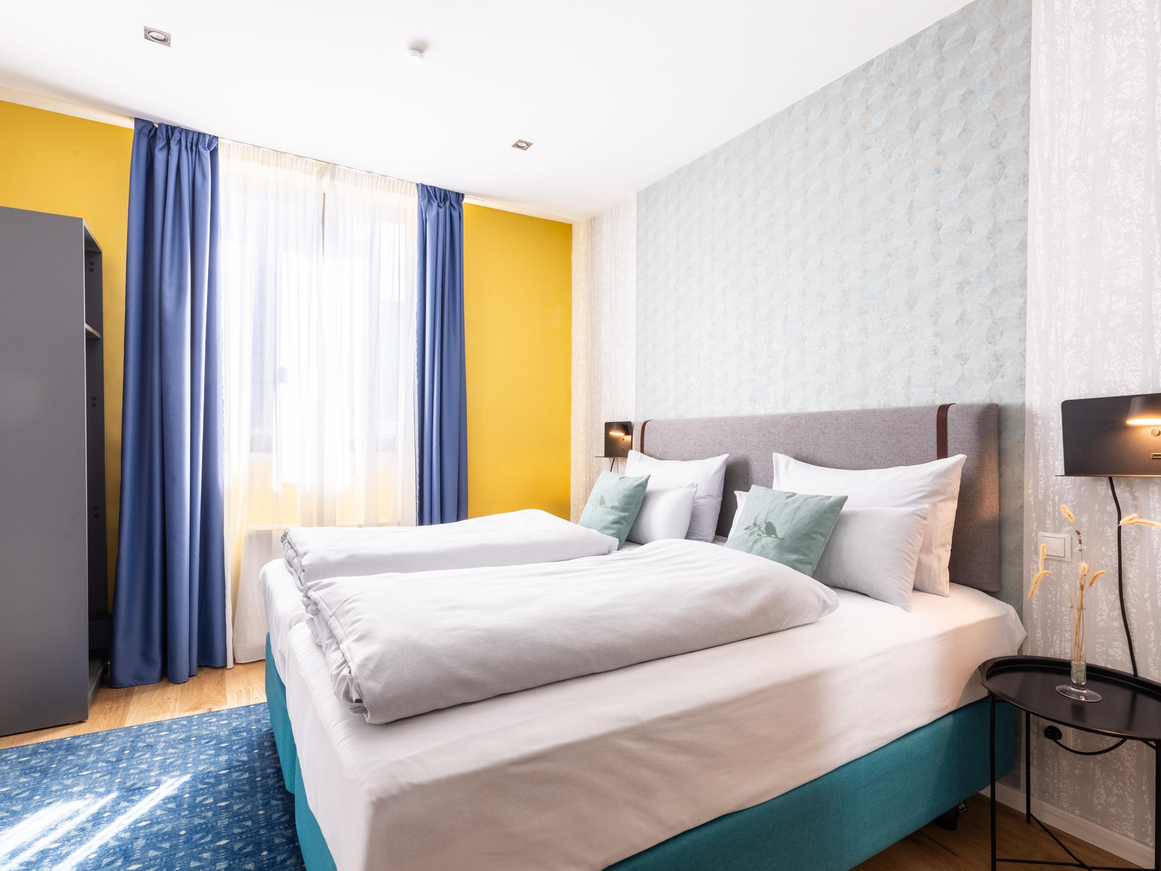 Stay in one of our 77 guest rooms in central Vienna