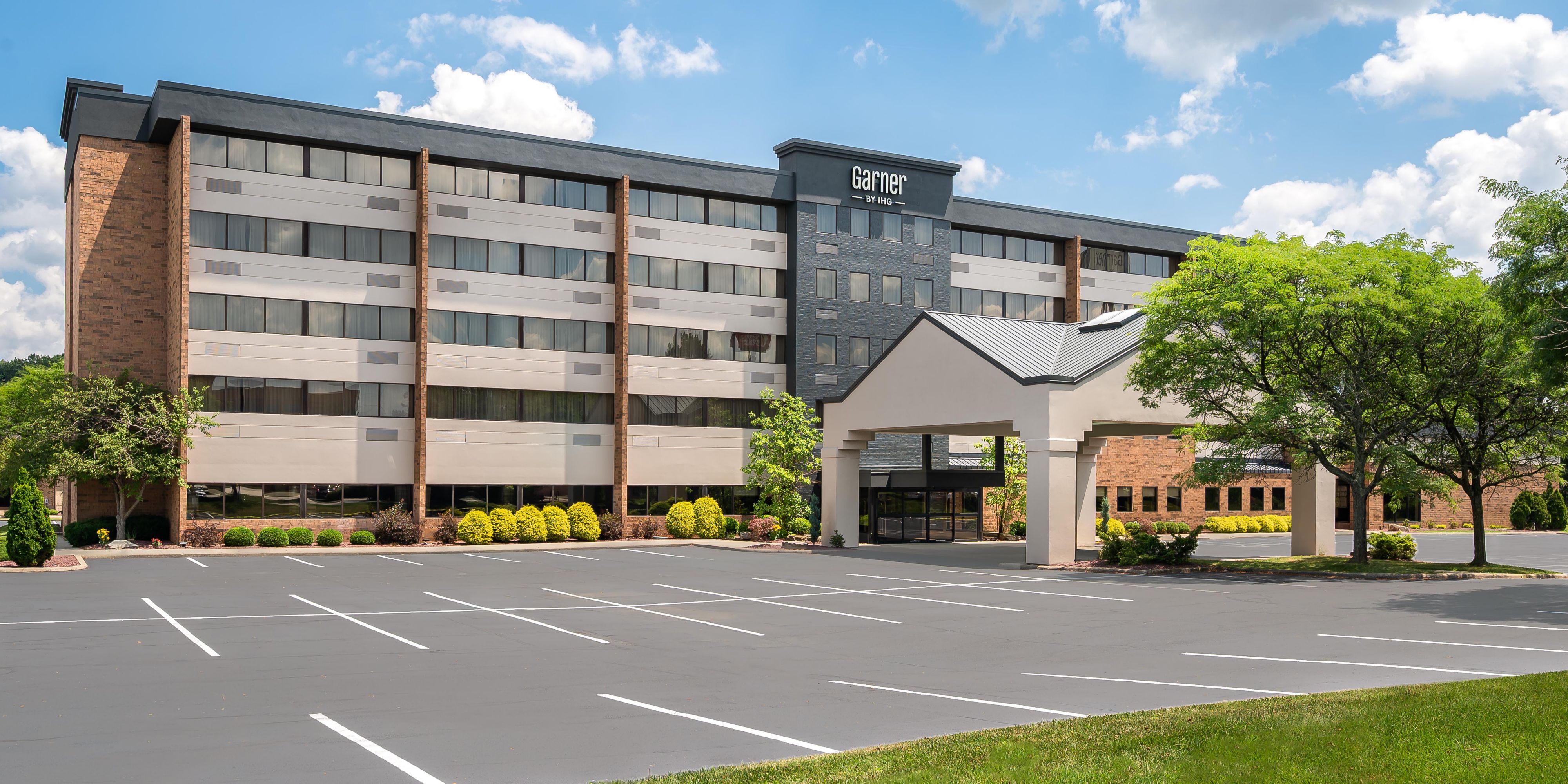 Garner Hotel Wadsworth