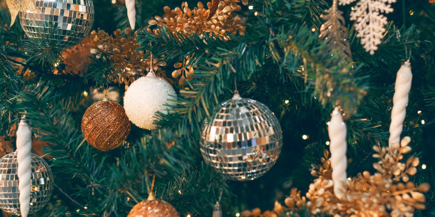 christmas tree decorations