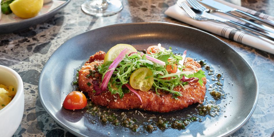 breadcrumb main plate dish with plenty seasonings