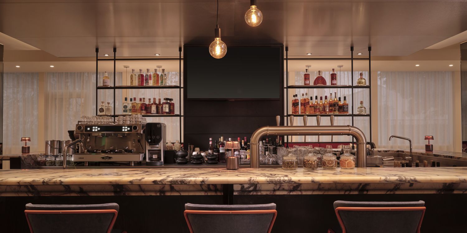STROOM bar area