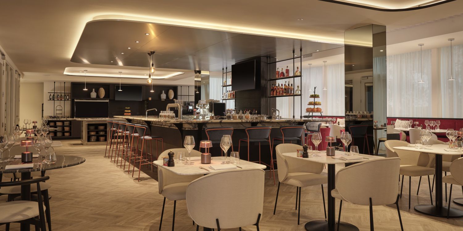 STROOM dining area