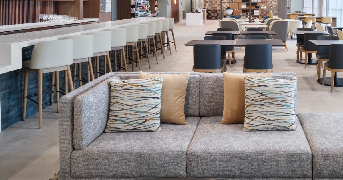 Discover the Holiday Inn Hotels Experience
