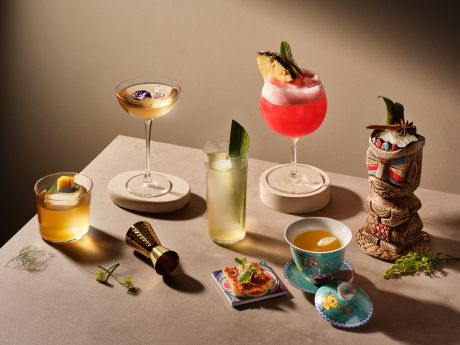  Atrium Bar 317 Holiday Inn Singapore Atrium