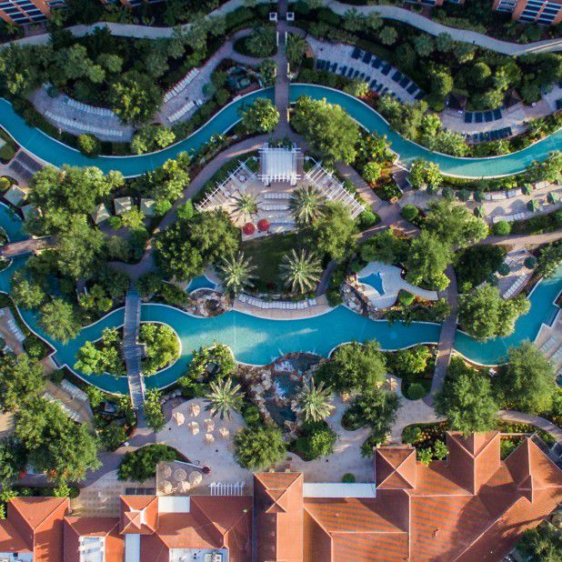 Hotel Evem dengan peralatan olahraga di kamar