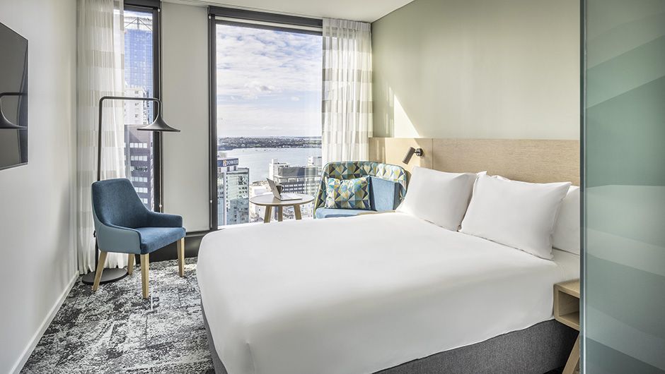 Holiday Inn Express Auckland City Centre room overlooking the harbour