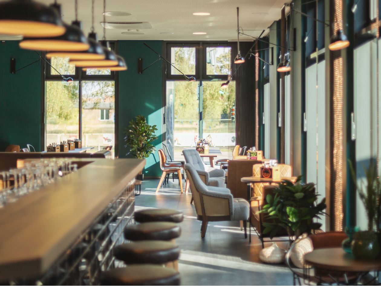 View of a pub in a local Holiday Inn - the niu hotel