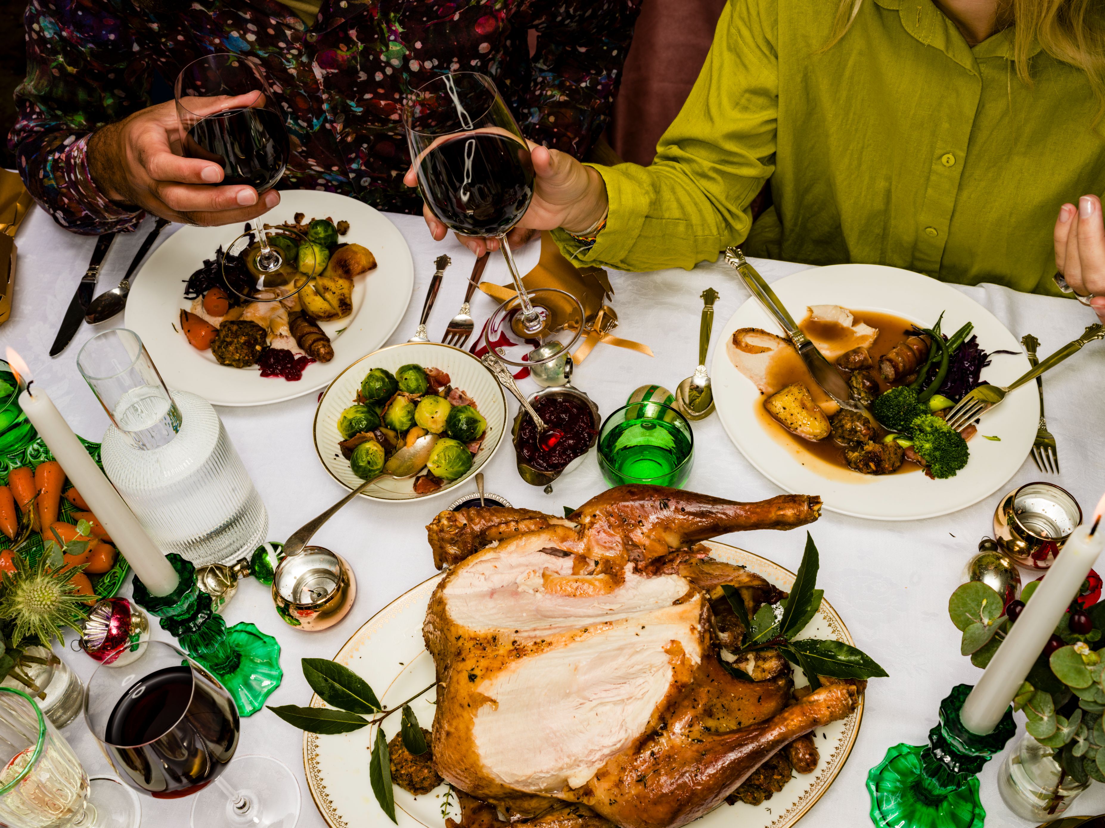 holiday dinner table