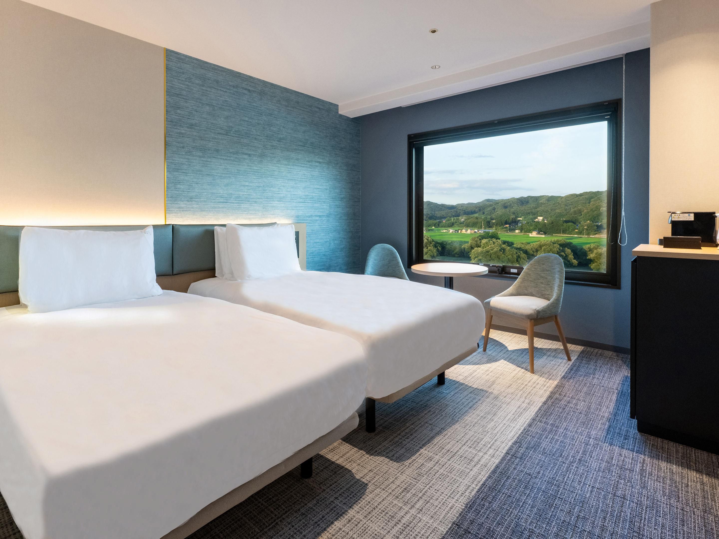 트윈 베드룸 (Twin Bedroom)