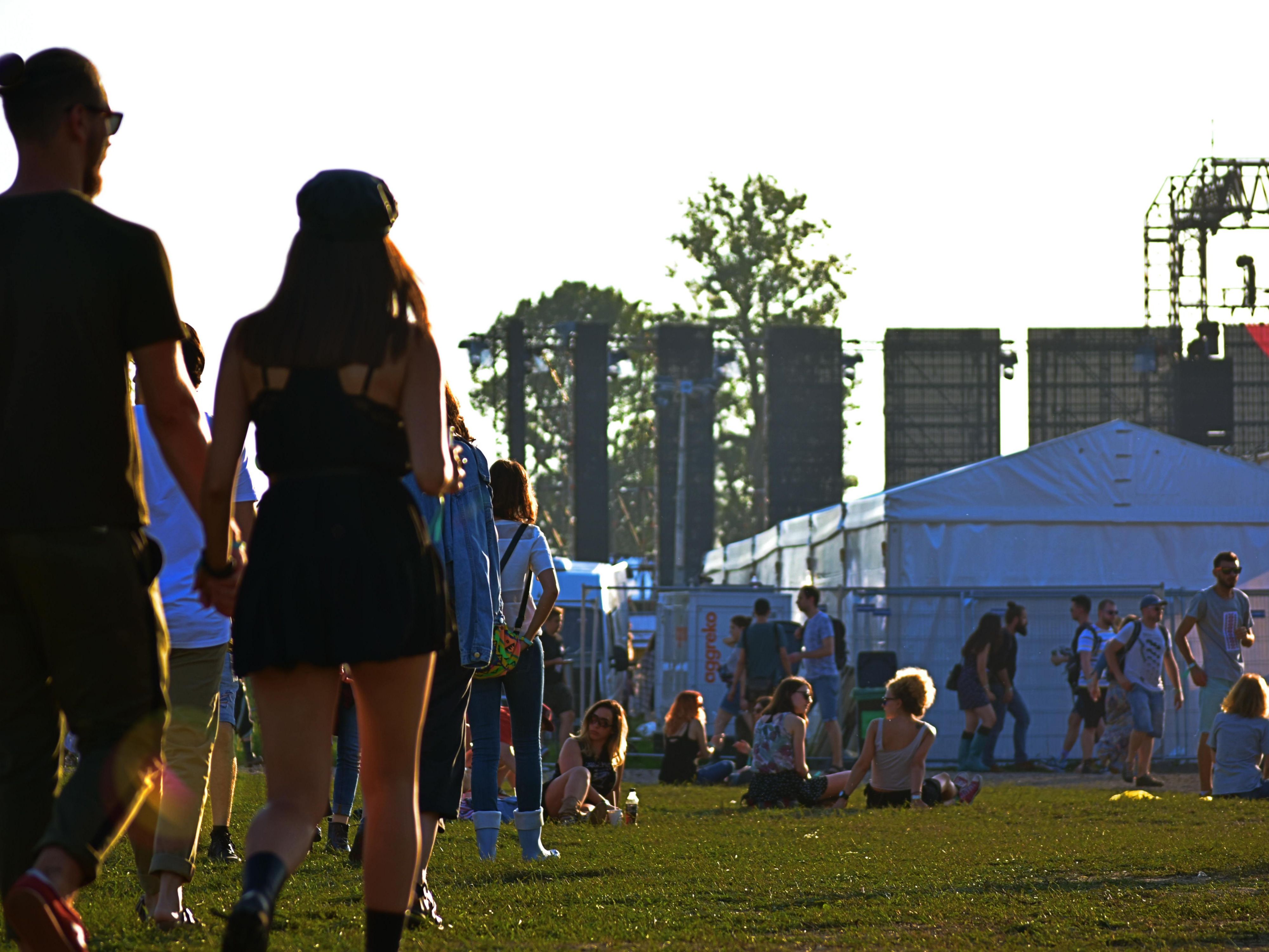 Summer in Munich is bursting with life – the Olympic Park, Allianz Arena and many other locations are transformed into hotspots for open-air concerts and events. Robbie Williams and Guns N' Roses live, the colorful Tollwood Festival or the Midsummer Night's Dream in the Olympic Park - Munich's cultural summer will be spectacular!