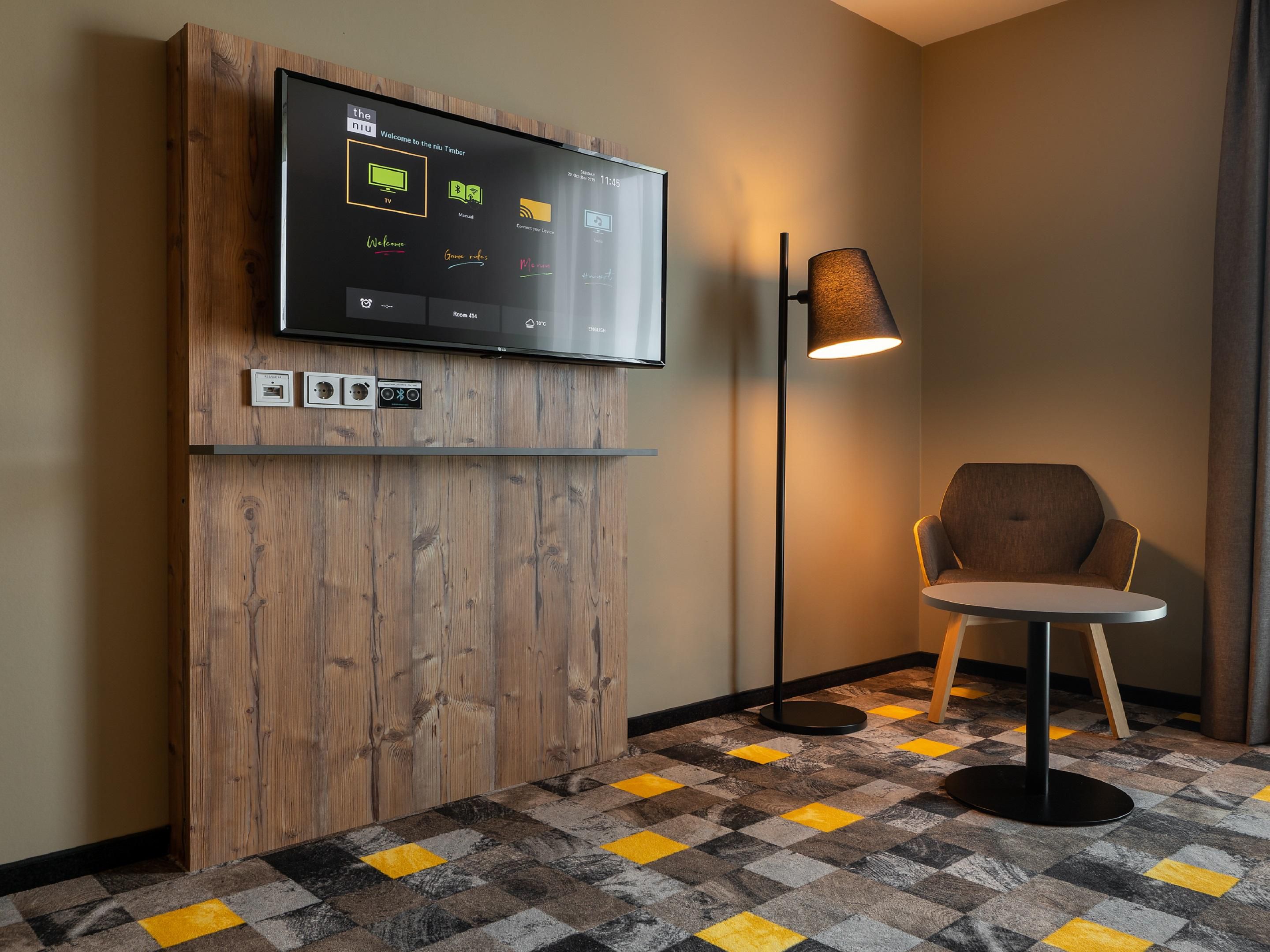 Start your day the way you want: Listen to your favorite radio station, your personal playlist or the latest news in the morning. Simply connect your smartphone to the invisible sound system in your room and enjoy your individual wake-up routine. With us, every morning is a pleasure - and not just because it's a vacation!