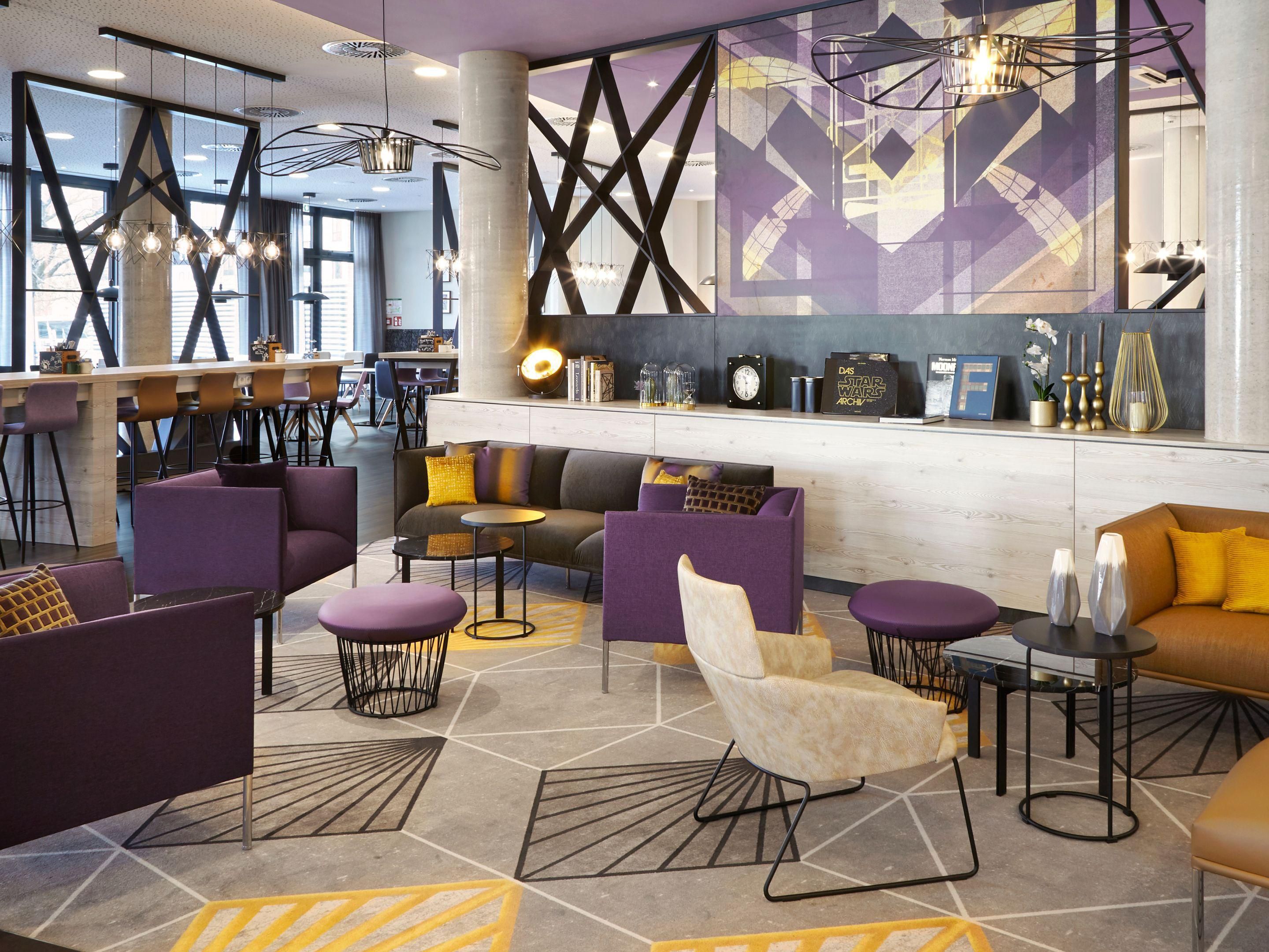 Holiday Inn - the niu, Air Frankfurt Messe Hotel Lobby