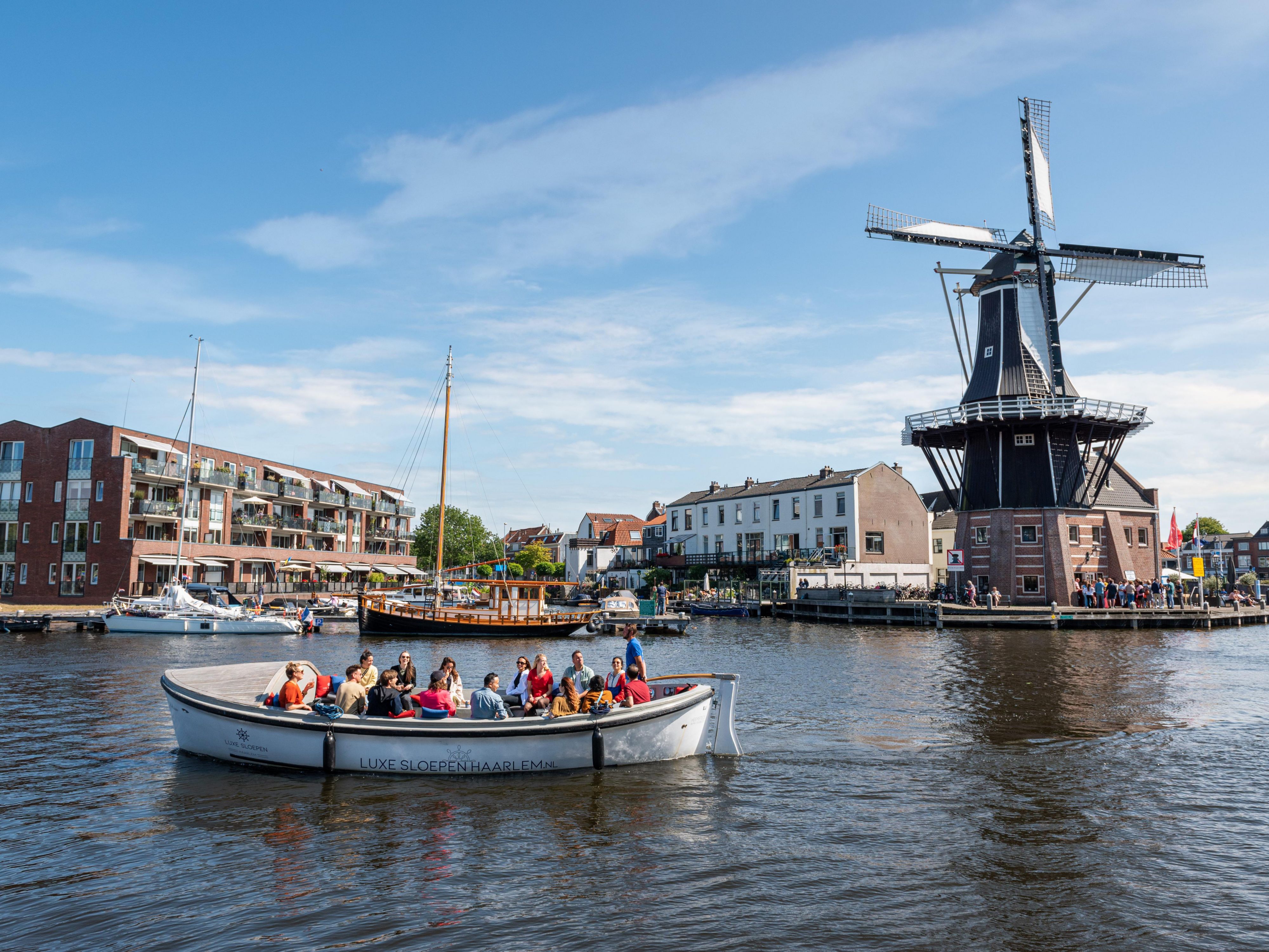 See the city like the Dutch do – on two wheels! Rent a bike directly from us and enjoy a full day of exploring Haarlem’s canals, historic streets, and vibrant markets. With affordable daily rates (from just €18), it’s an easy and eco-friendly way to get around. Free bike parking is available in the city center. Ask our team for more info!