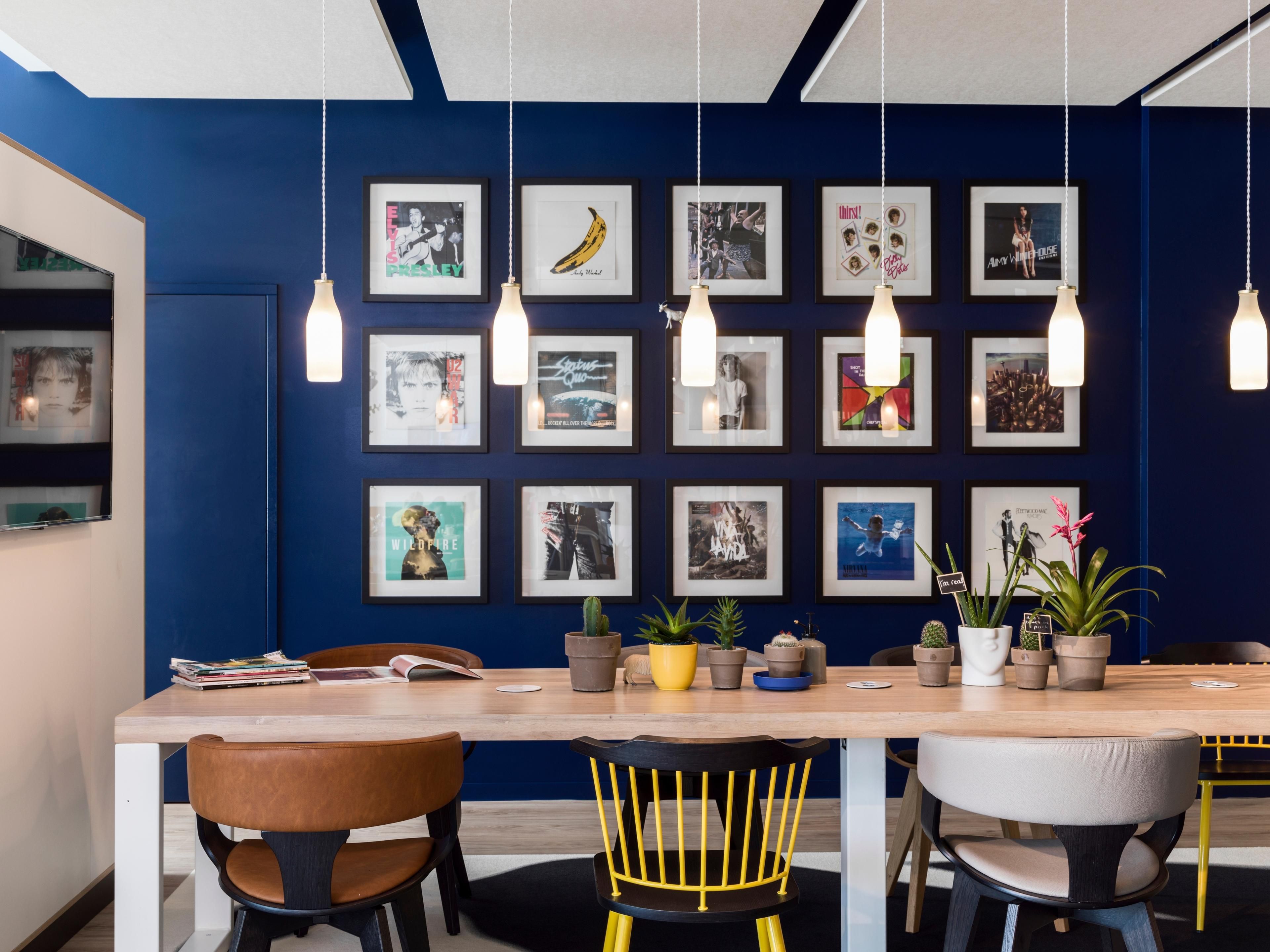 Hotel Co-Working Area